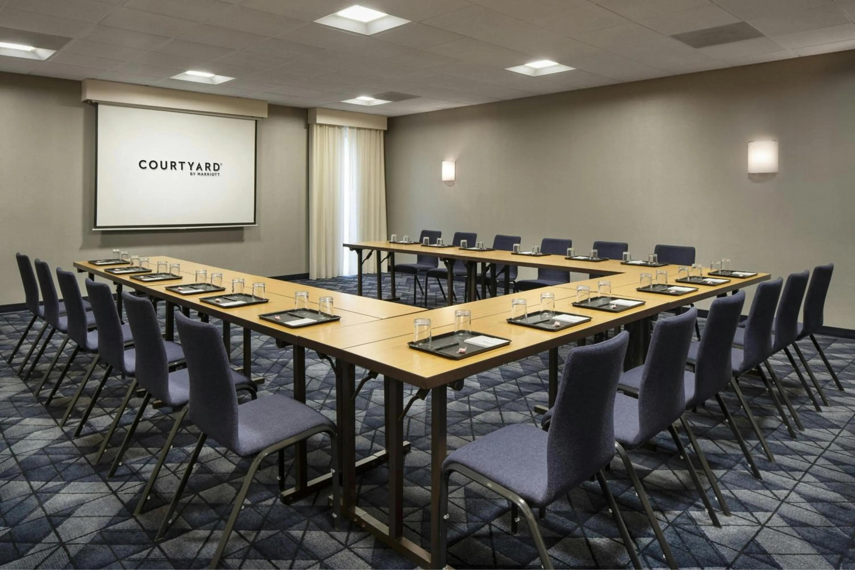 Meeting/conference room in Courtyard by Marriott Los Angeles Hacienda Heights Orange County