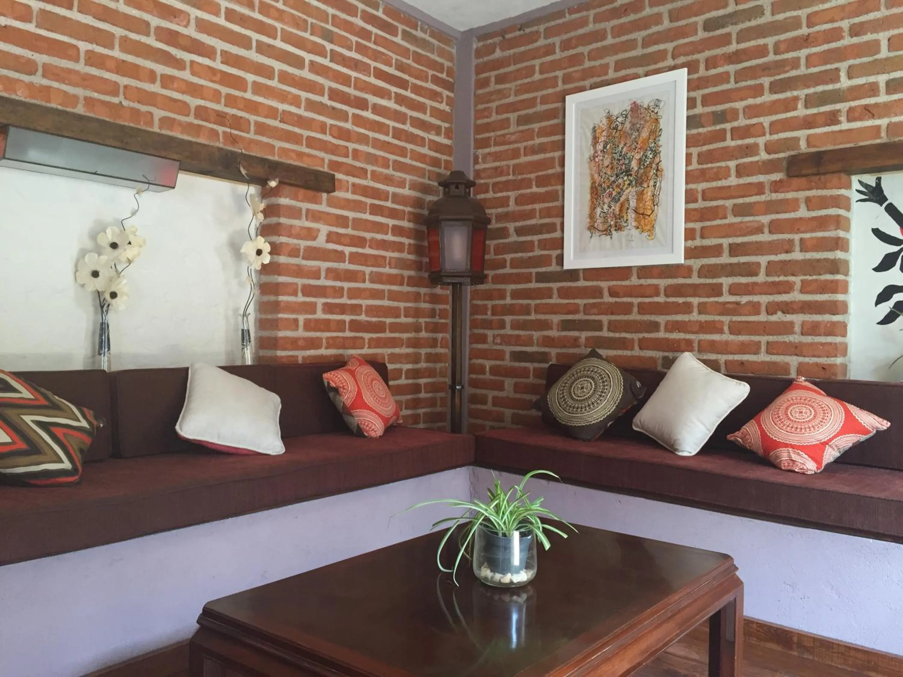 Photo of the whole room in Suites colibri