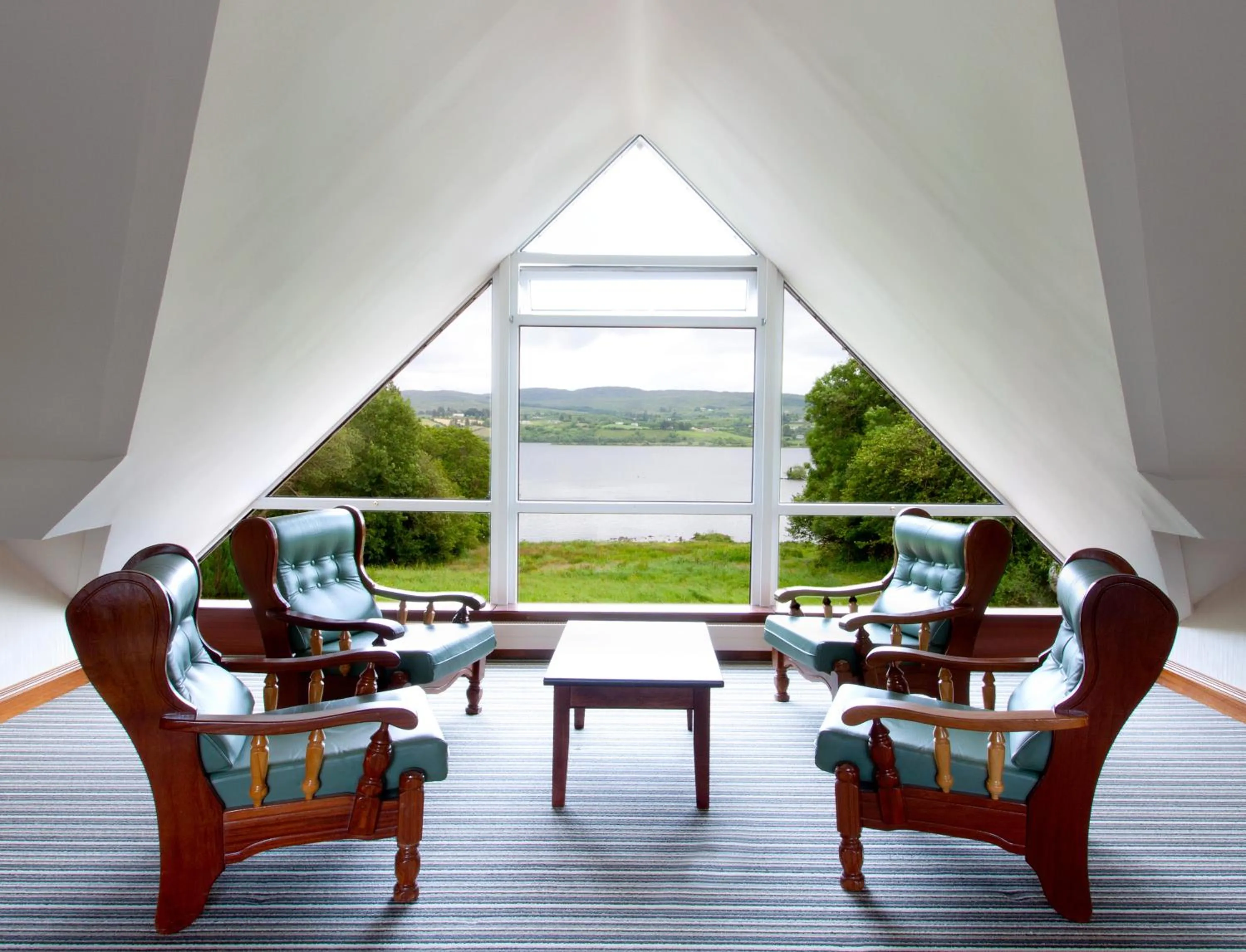 Communal lounge/ TV room in The Lodge @ Harvey's Point