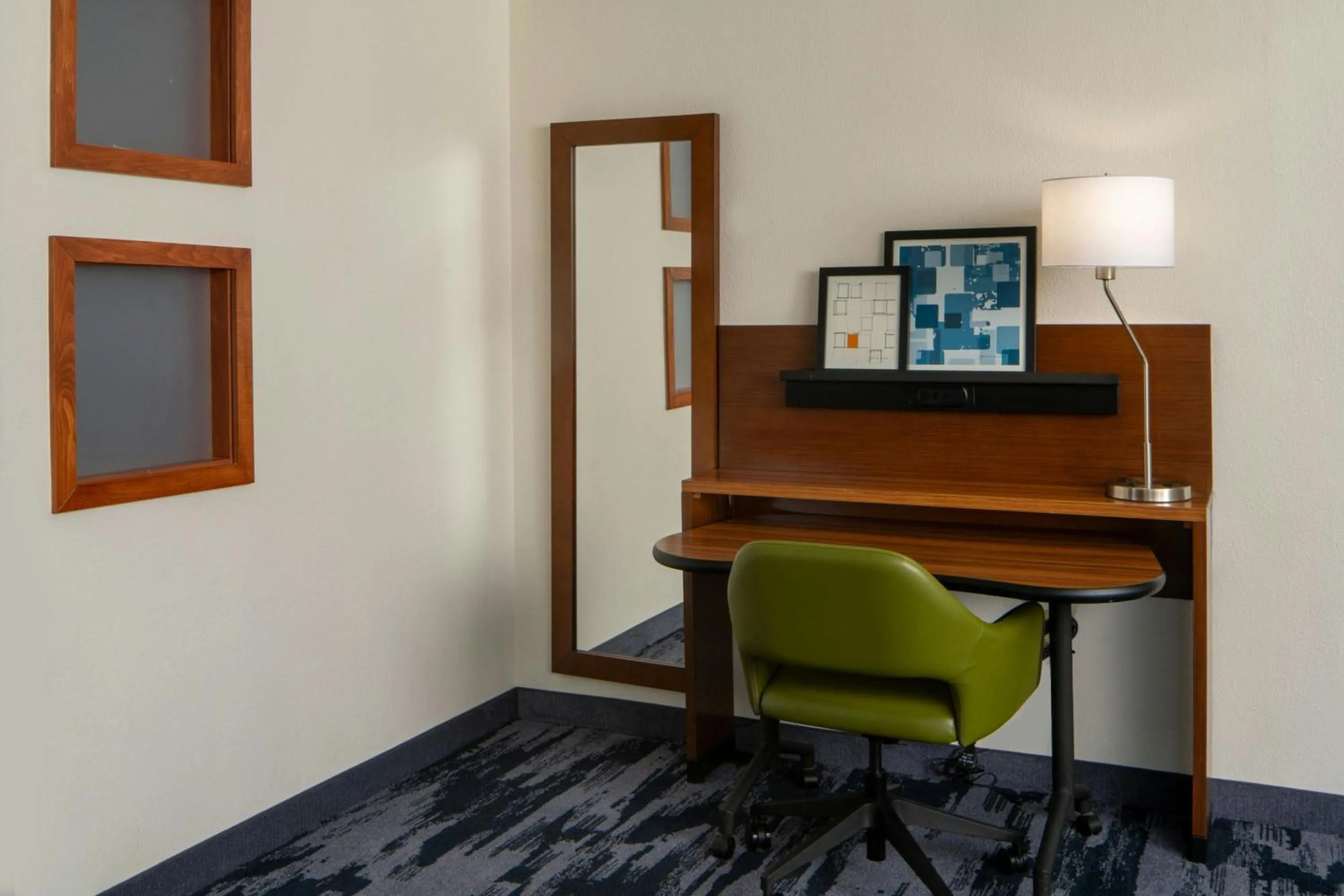 Photo of the whole room in Fairfield Inn and Suites Atlanta Airport South/Sullivan Road