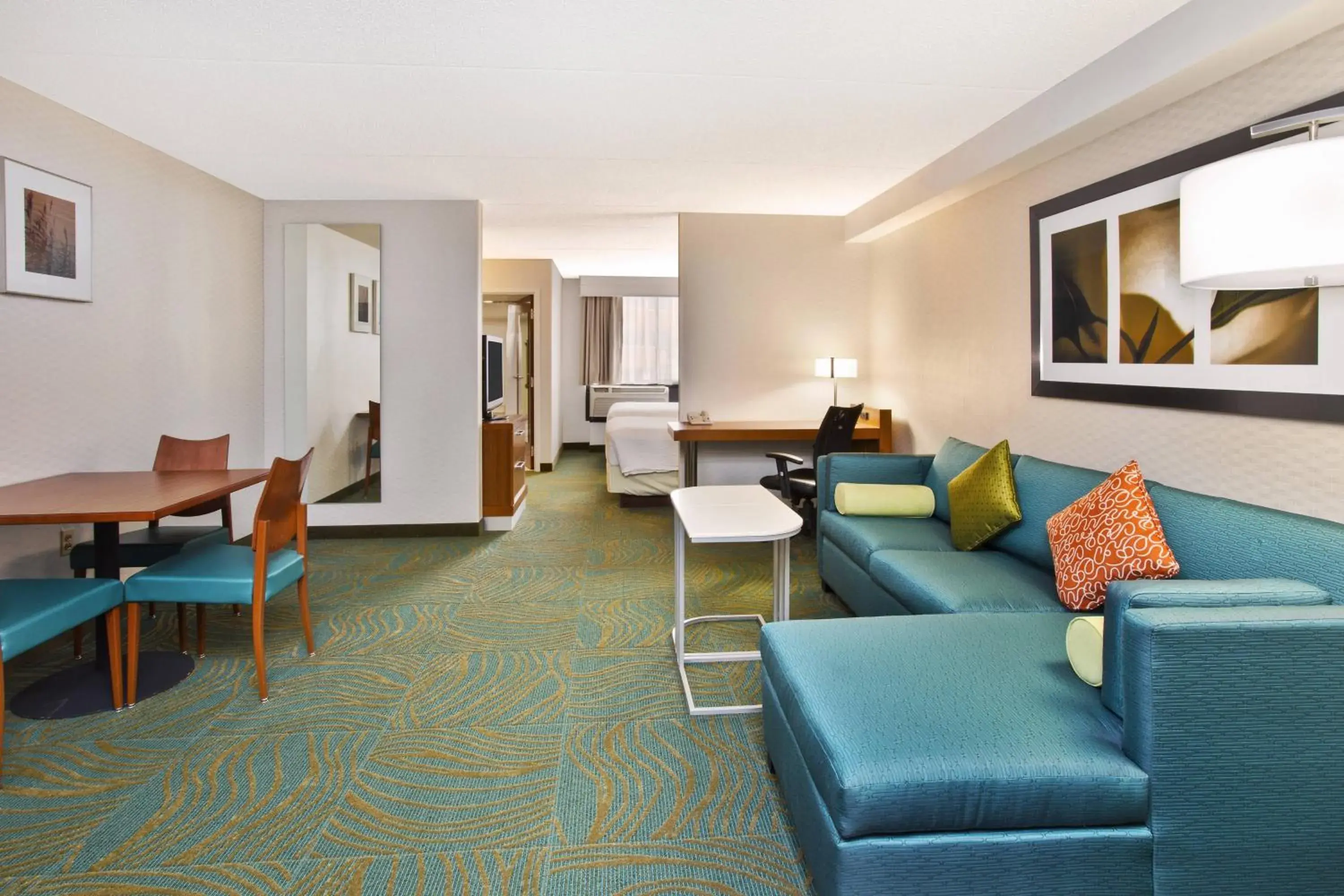 Executive Double Room with Two Double Beds - Sofa Bed in SpringHill Suites by Marriott Chicago Southwest at Burr Ridge Hinsdale Executive Double Room with Two Double Beds - Sofa Bed in SpringHill Suites by Marriott Chicago Southwest at Burr Ridge Hinsdale