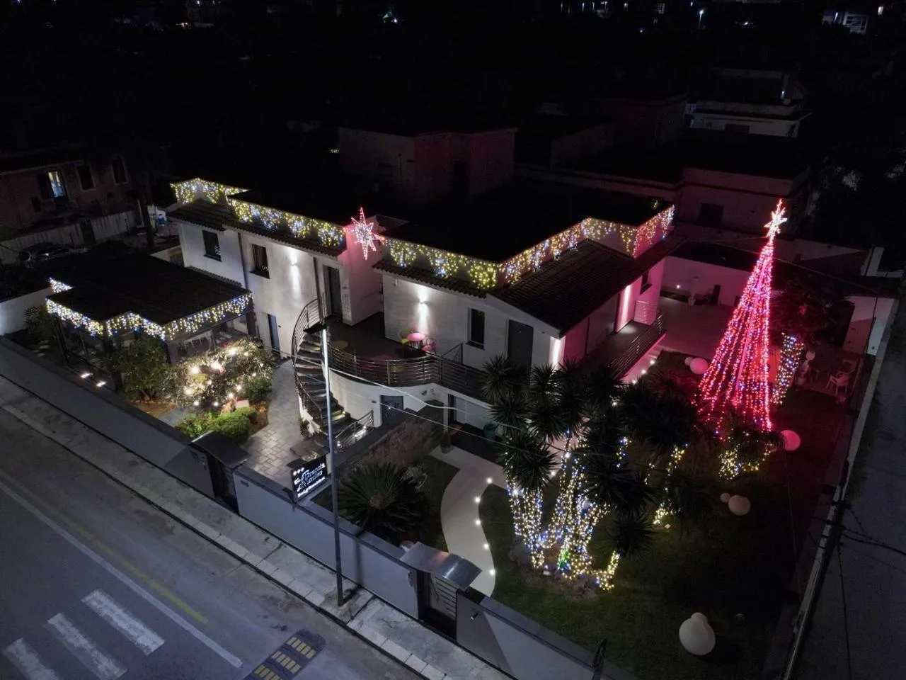 Property building in Tra Le Braccia di Morfeo