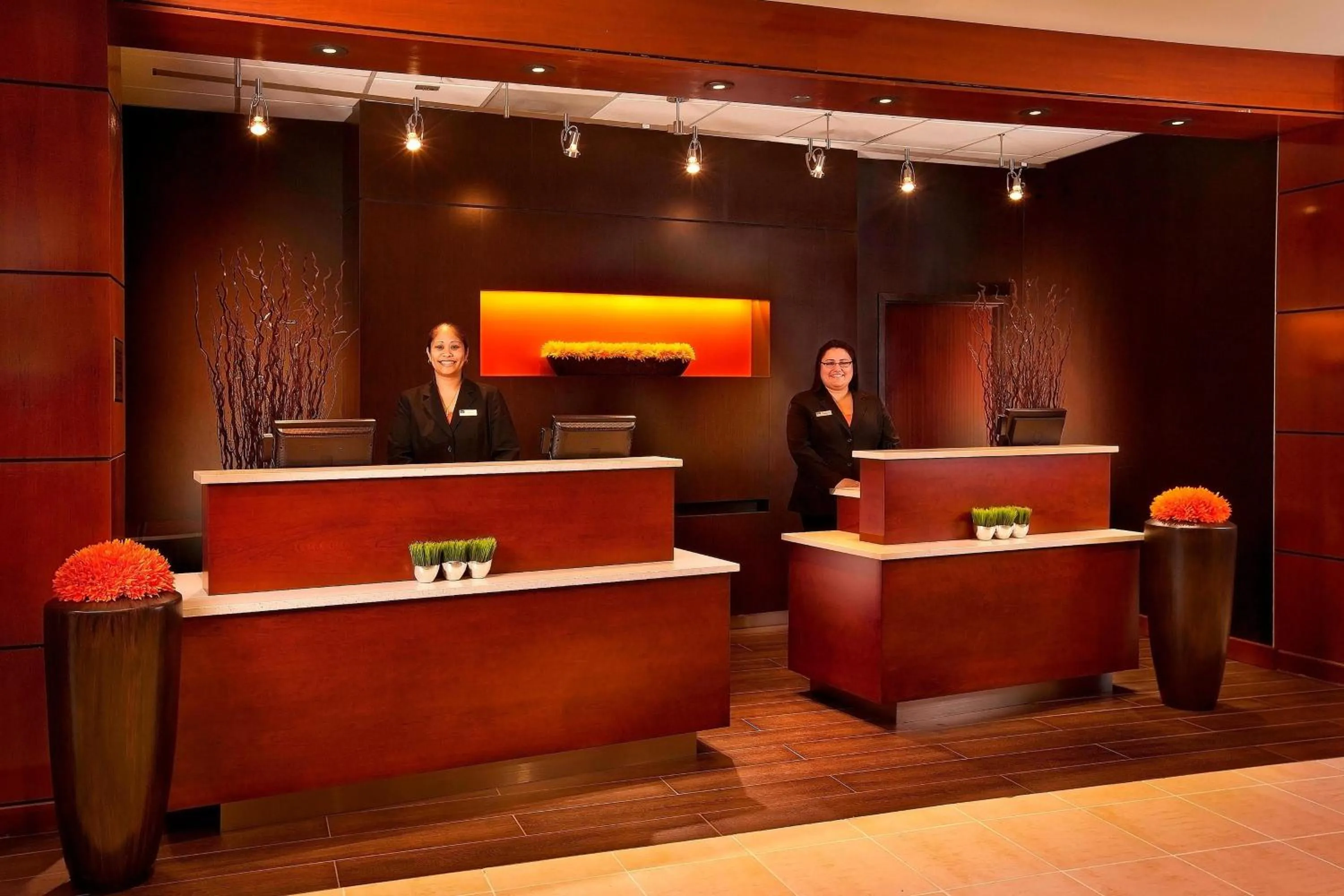 Lobby or reception in Courtyard Seattle Sea-Tac Area