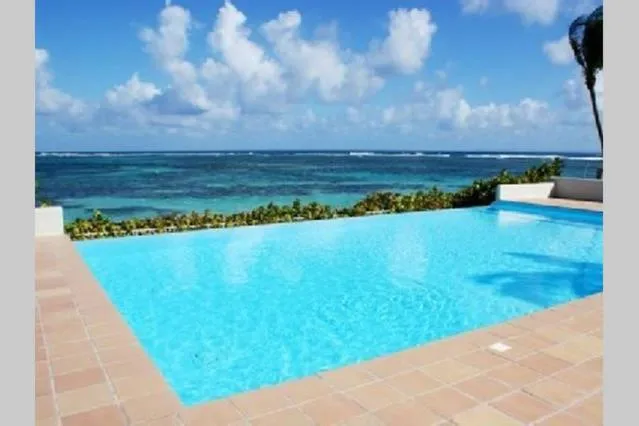 Eden blue mer et piscine