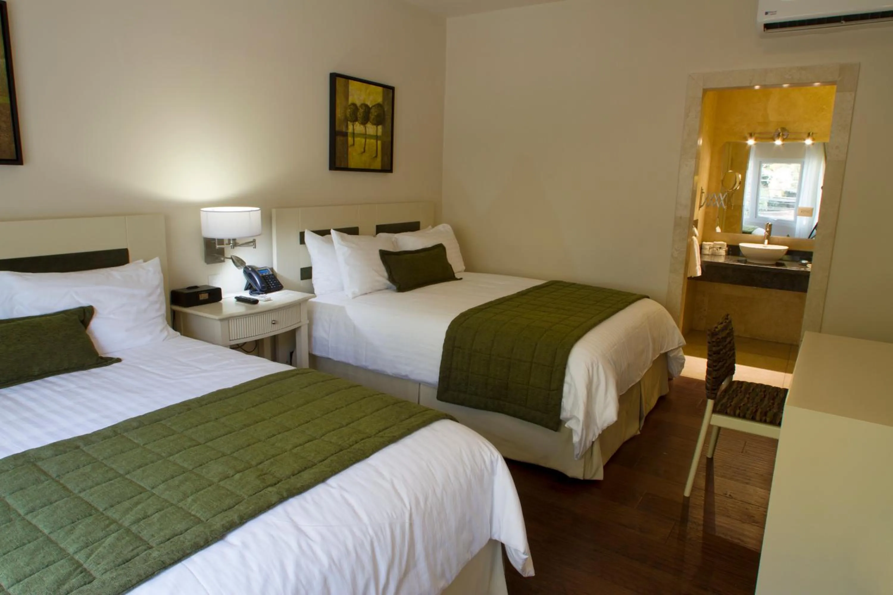 Bedroom, Bed in Isabella Boutique Hotel