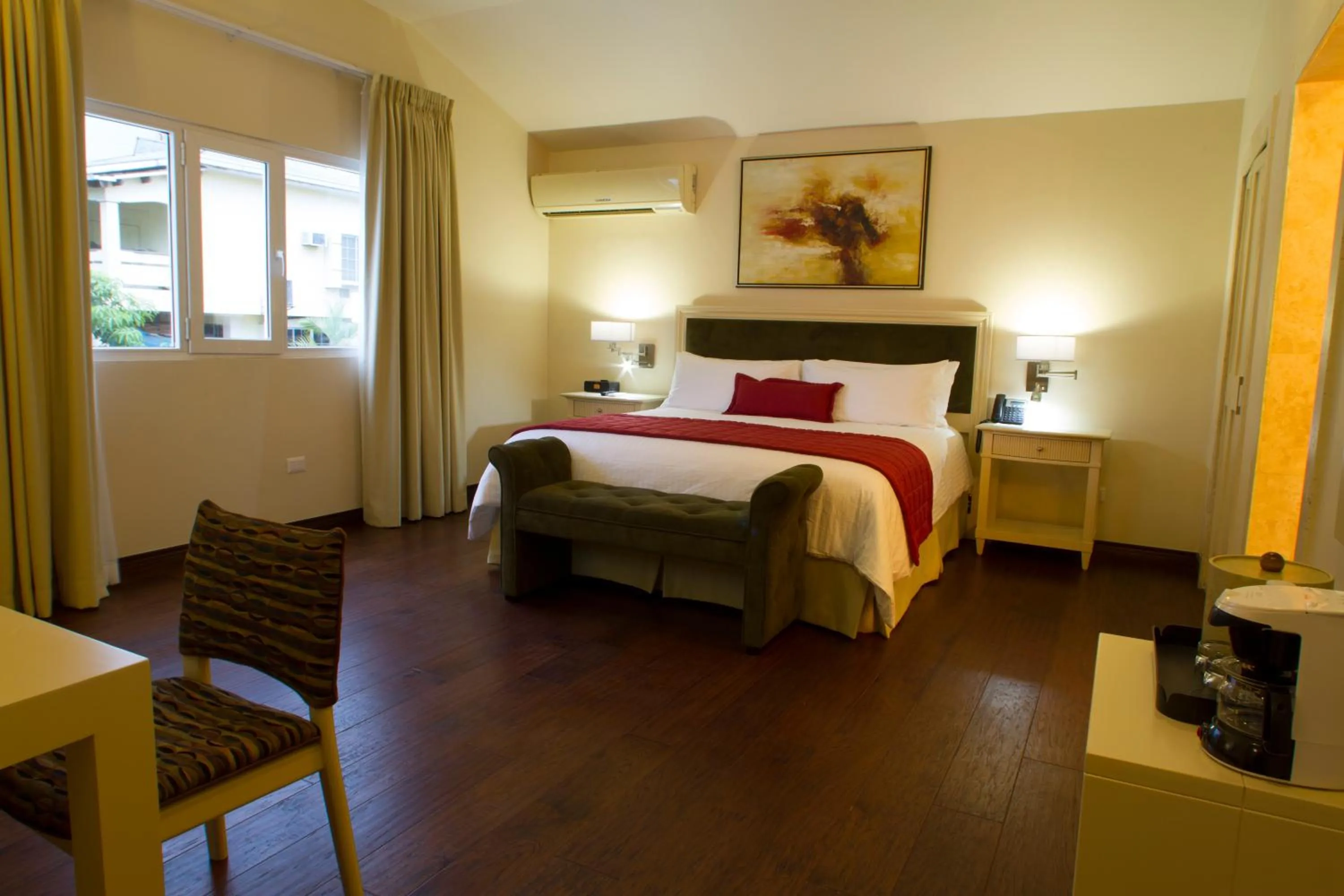 Bedroom, Bed in Isabella Boutique Hotel