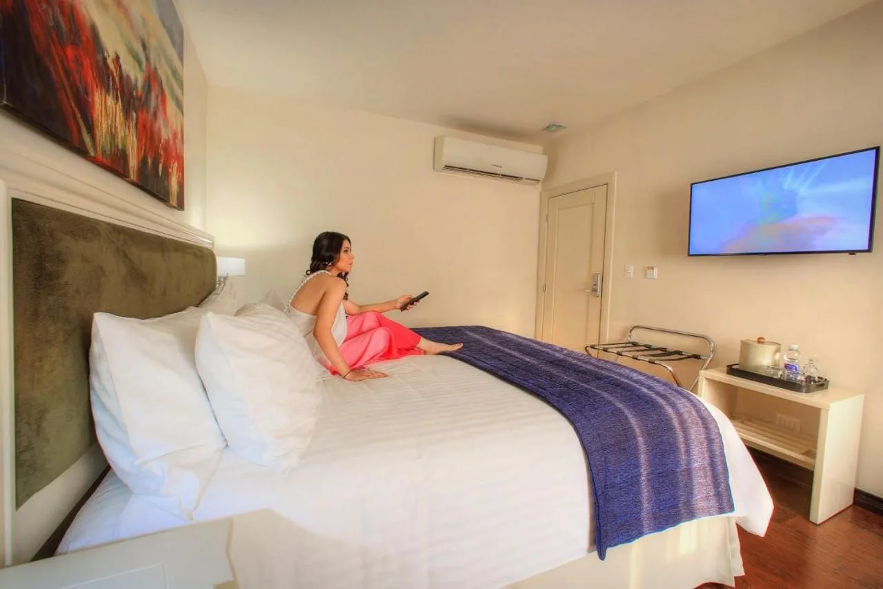 Bed in Isabella Boutique Hotel