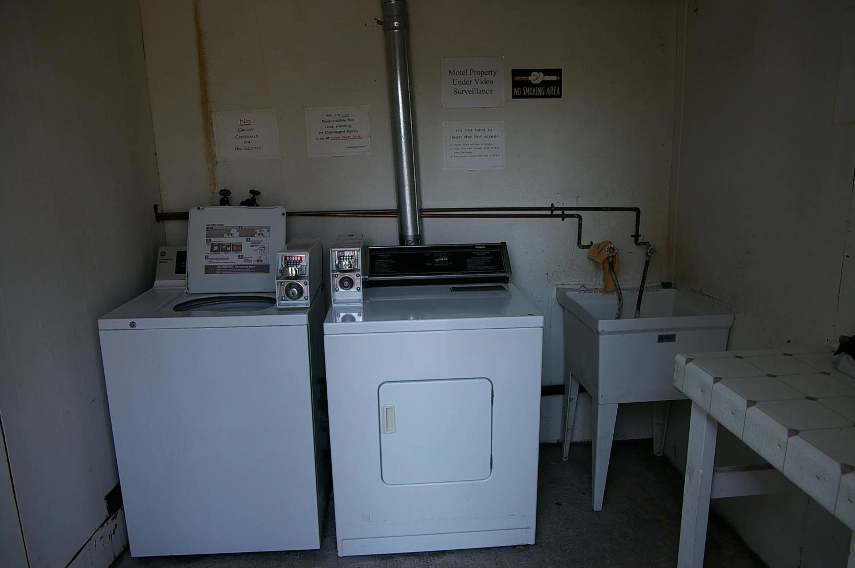 Property building in Hat Motel