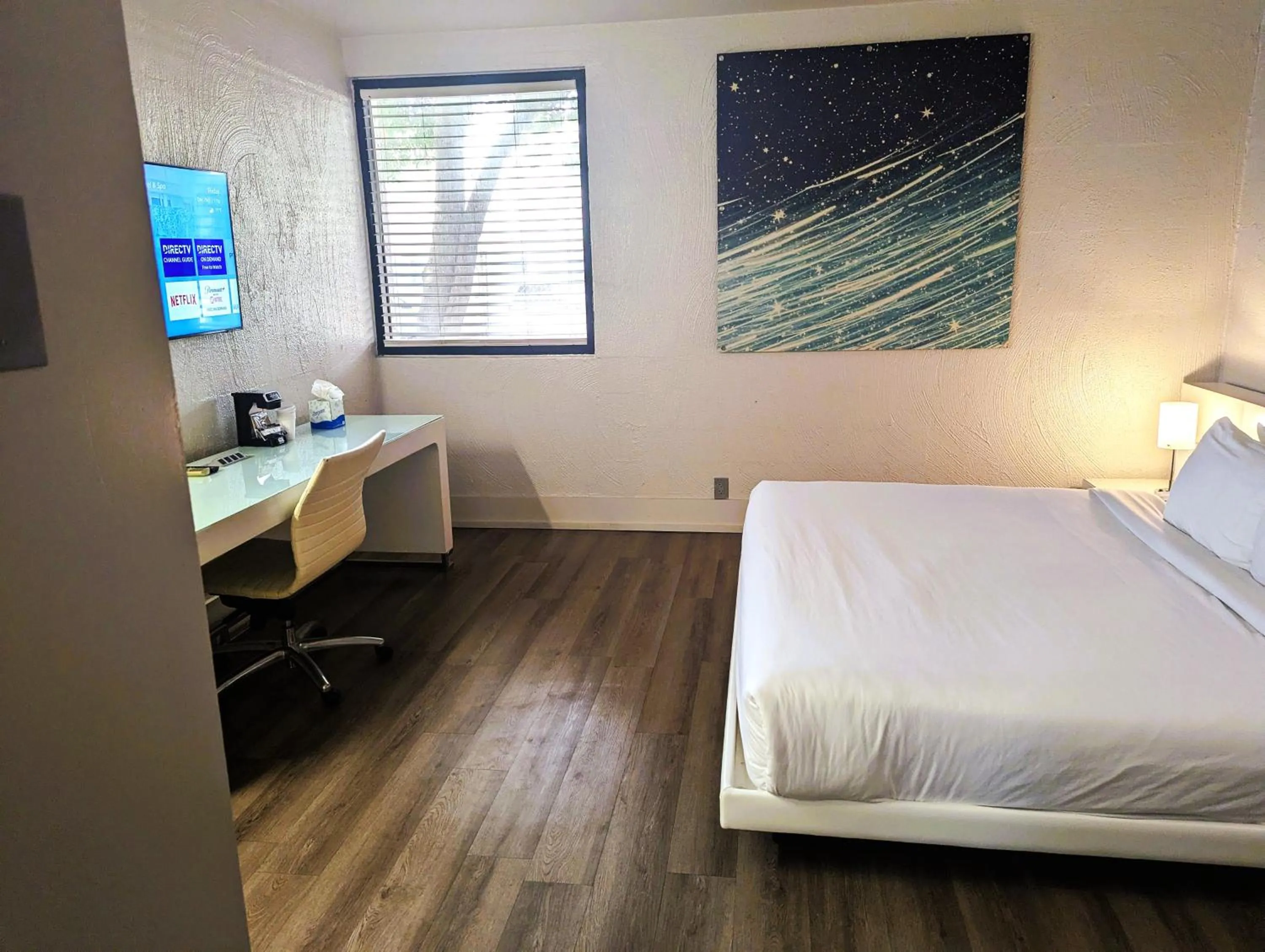 Bedroom, Bed in The Clarendon Hotel & Spa, BW Signature Collection