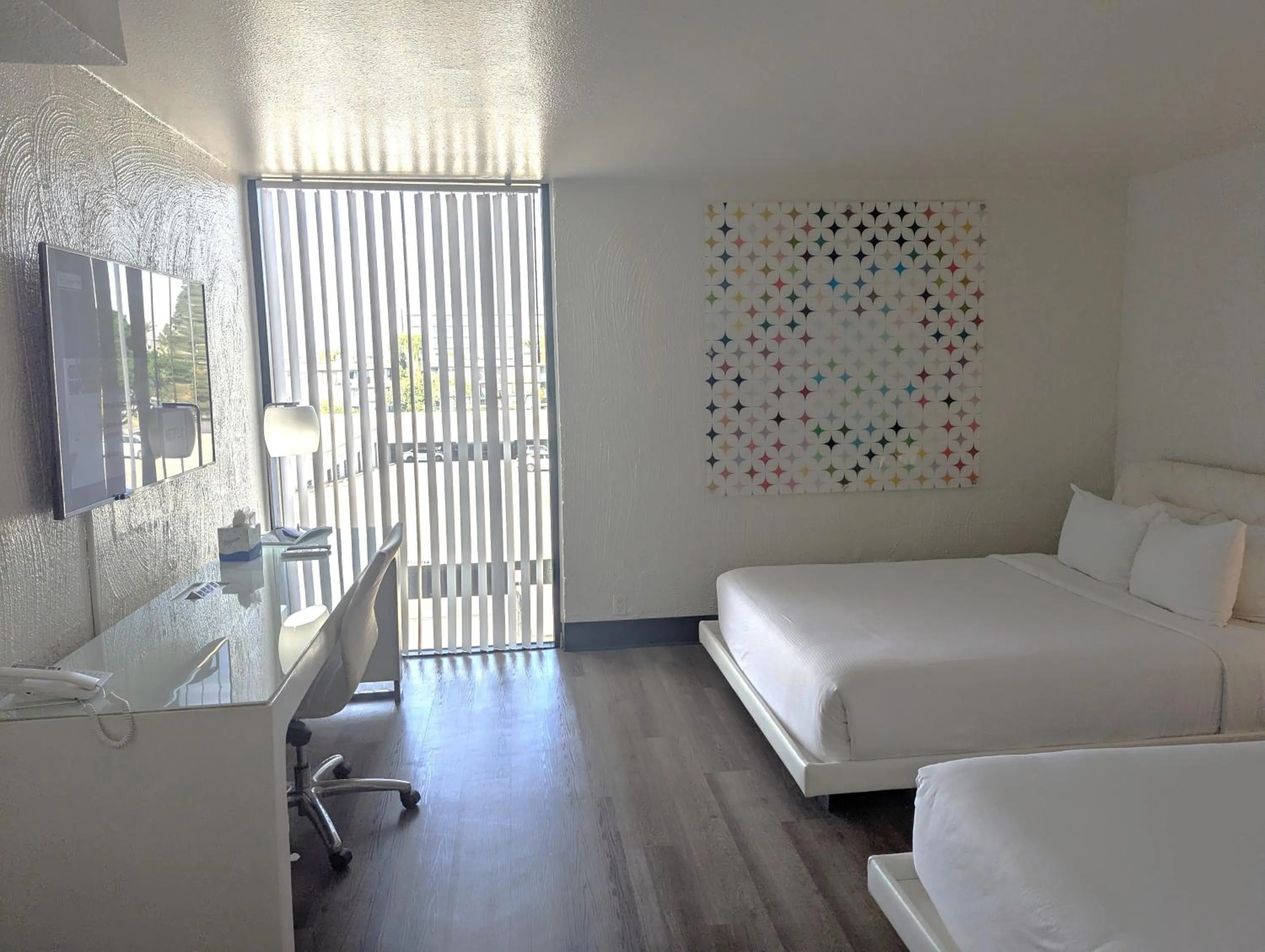 Bedroom, Bed in The Clarendon Hotel & Spa, BW Signature Collection