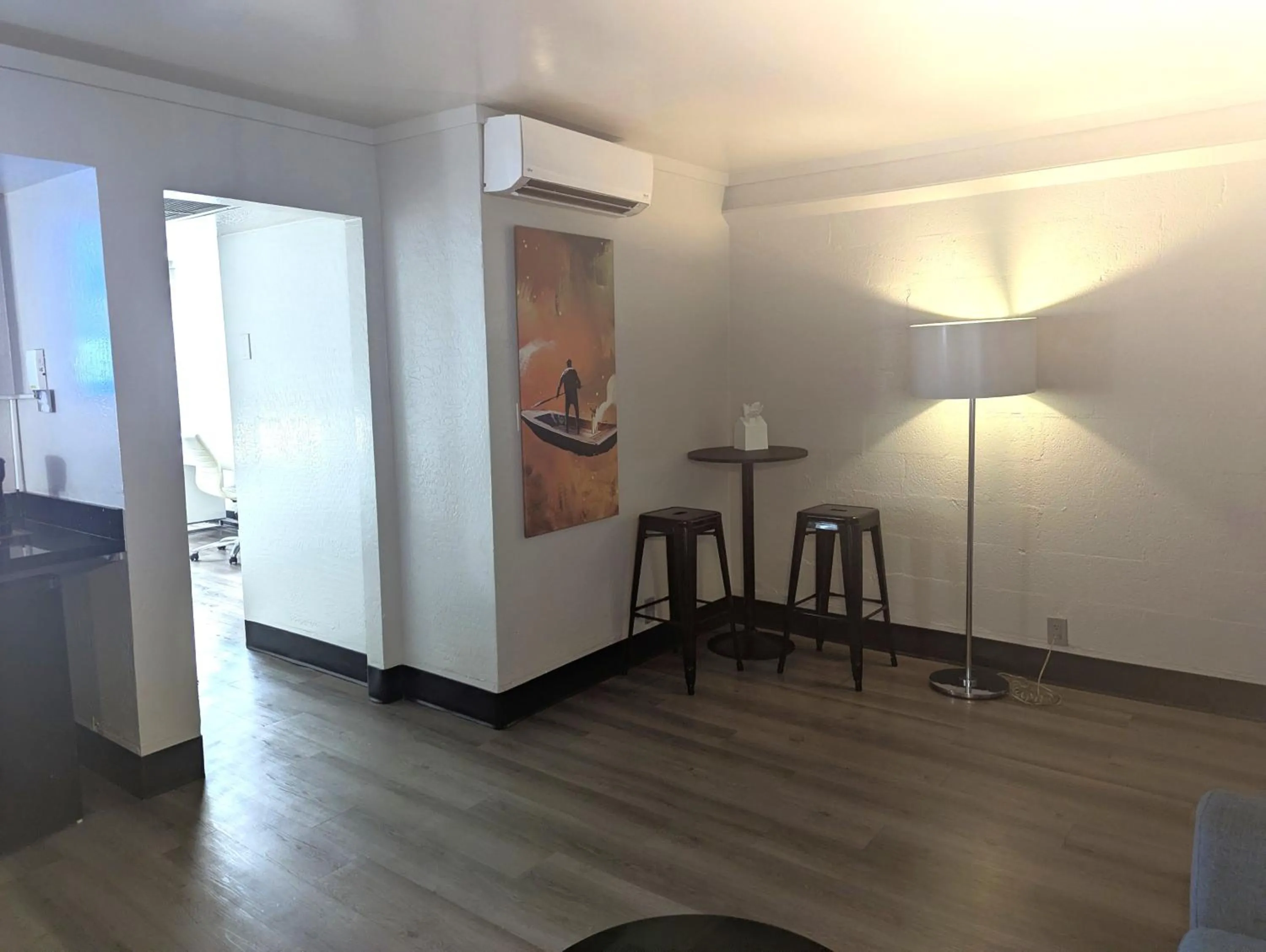 Living room in The Clarendon Hotel & Spa, BW Signature Collection