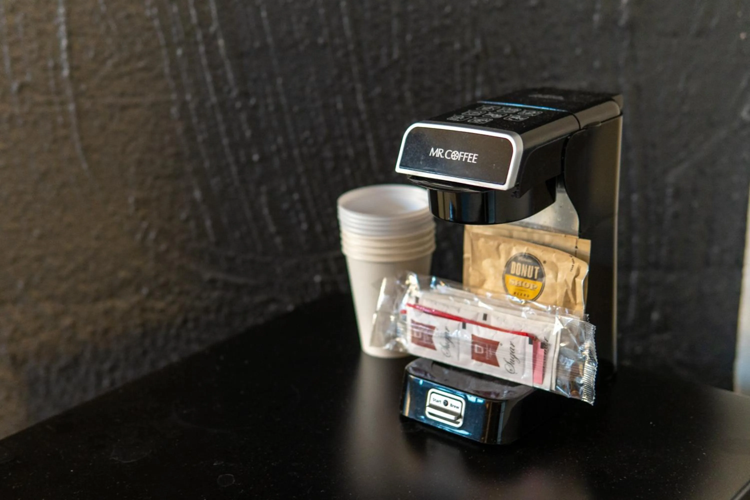 Coffee/tea facilities in The Clarendon Hotel & Spa, BW Signature Collection