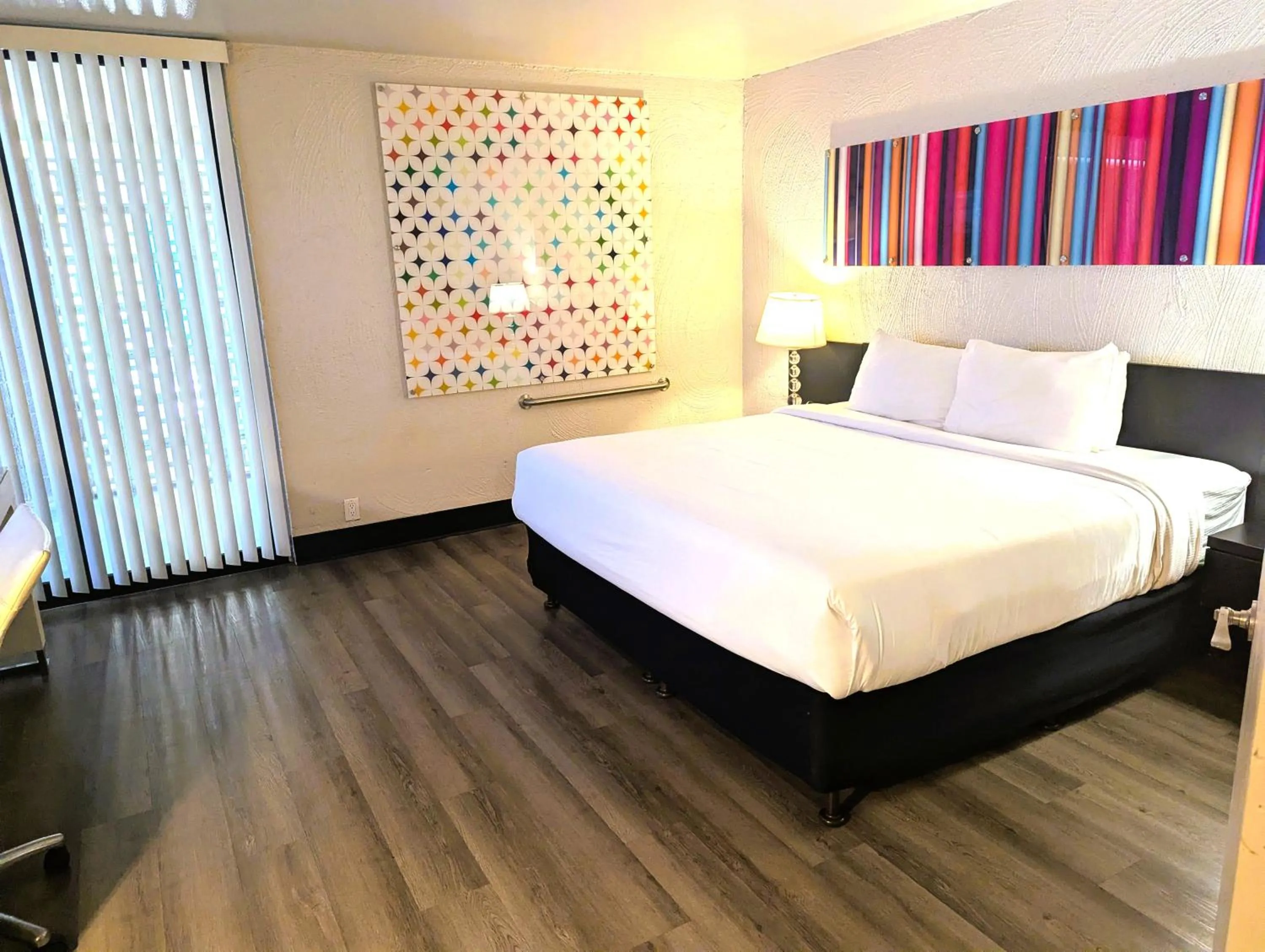 Bedroom, Bed in The Clarendon Hotel & Spa, BW Signature Collection