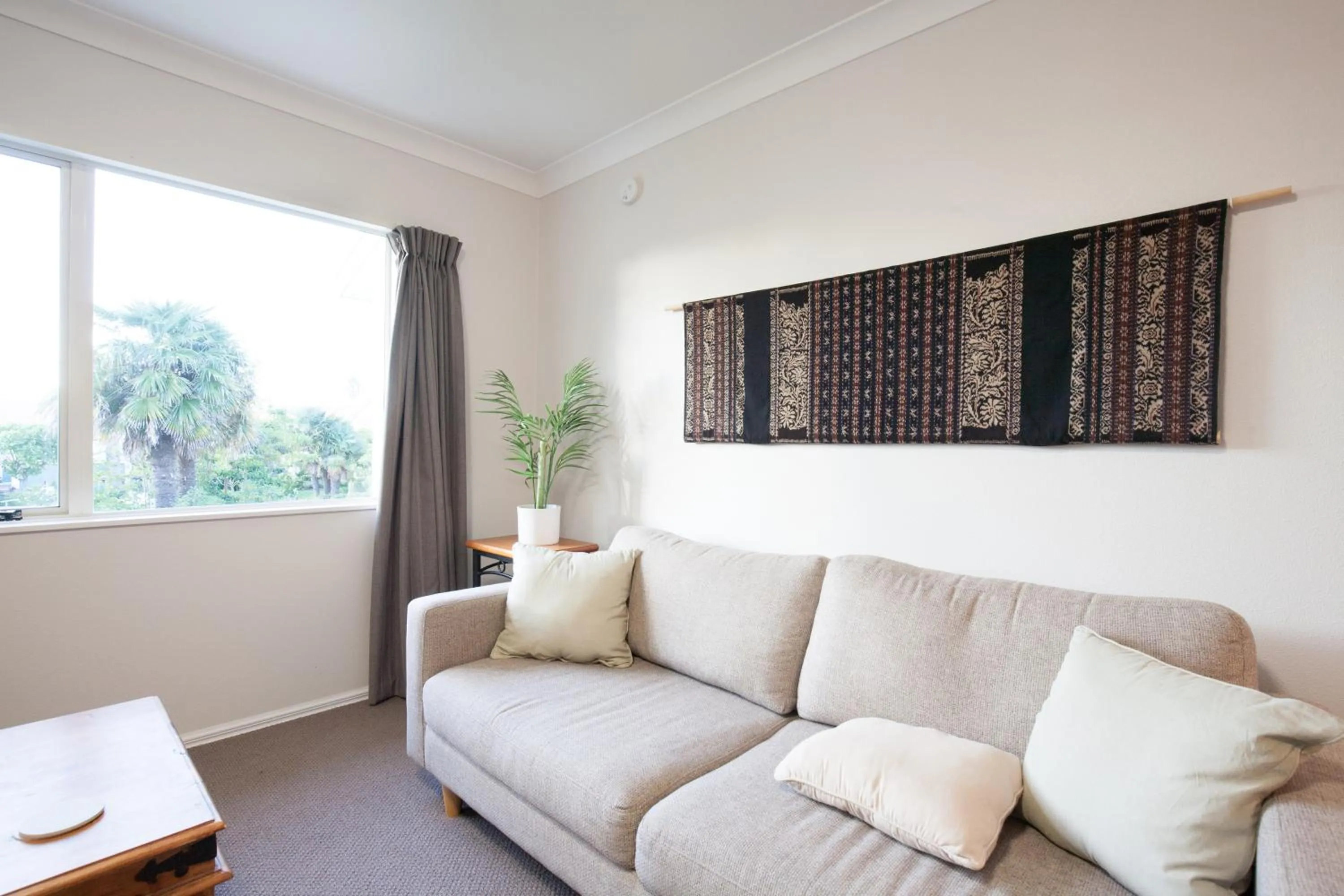 Living room in Pacific Palms Resort