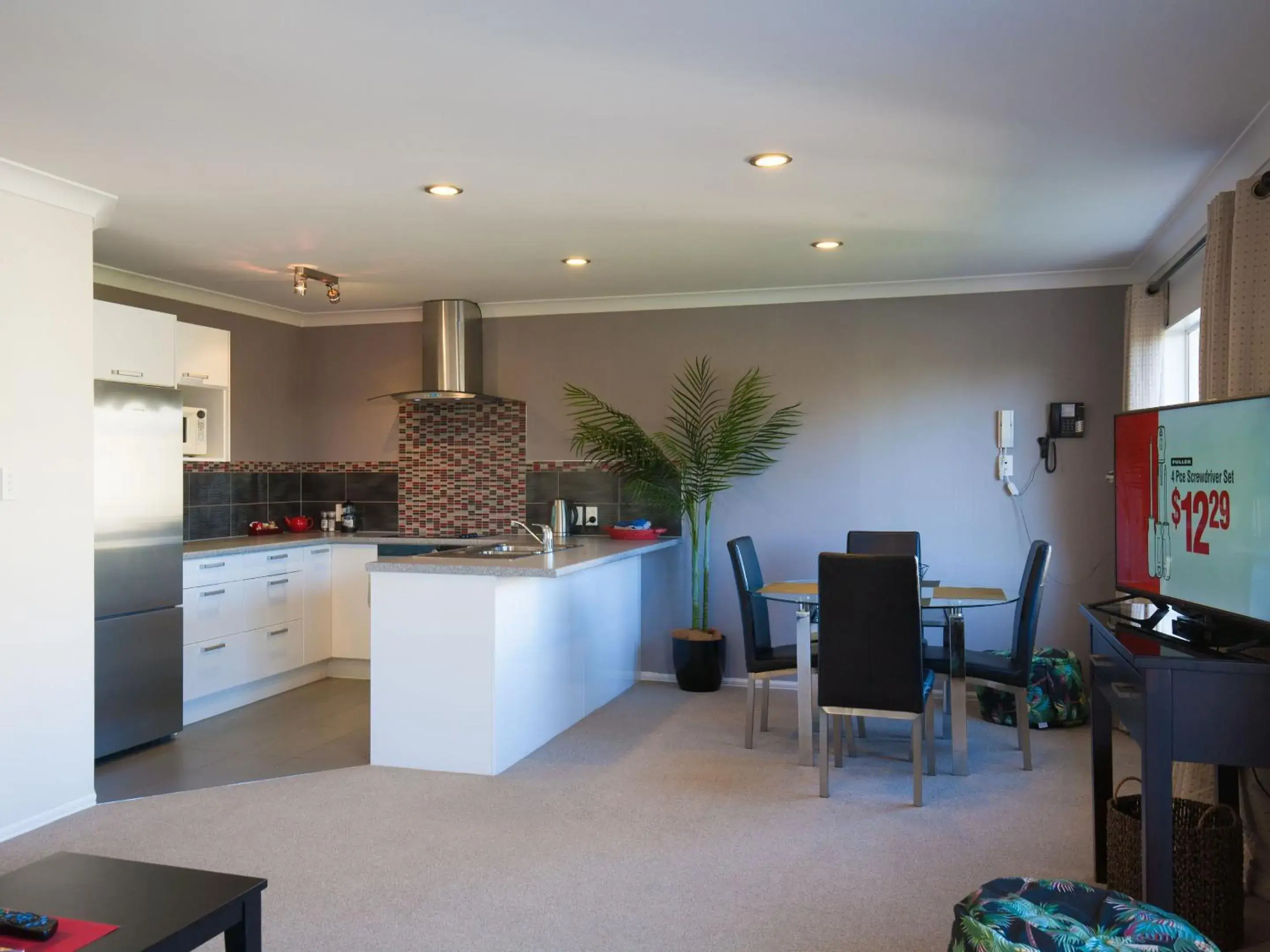 One-Bedroom Apartment in Pacific Palms Resort One-Bedroom Apartment in Pacific Palms Resort