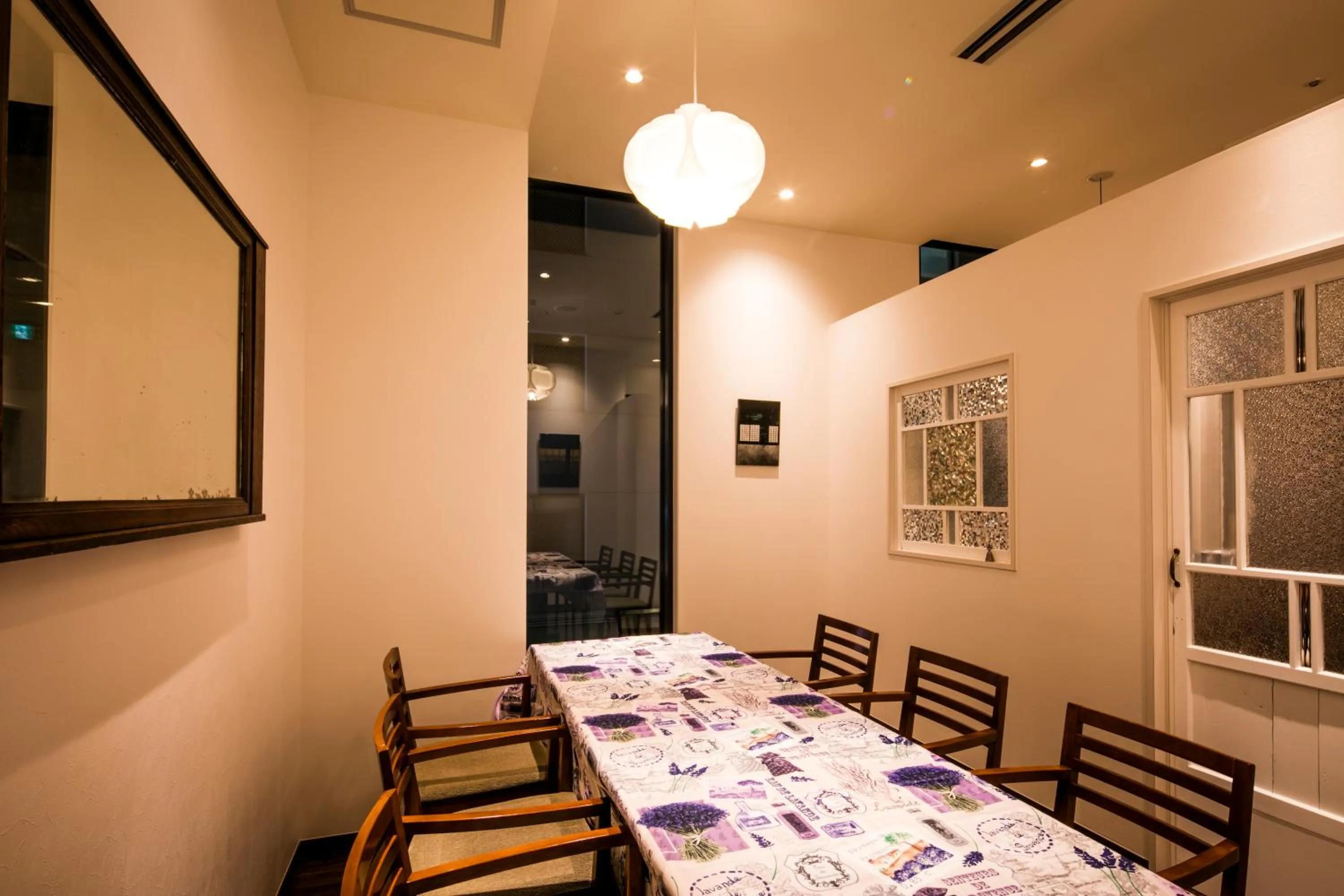 Restaurant/places to eat in Sotetsu Fresa Inn Ginza-Nanachome