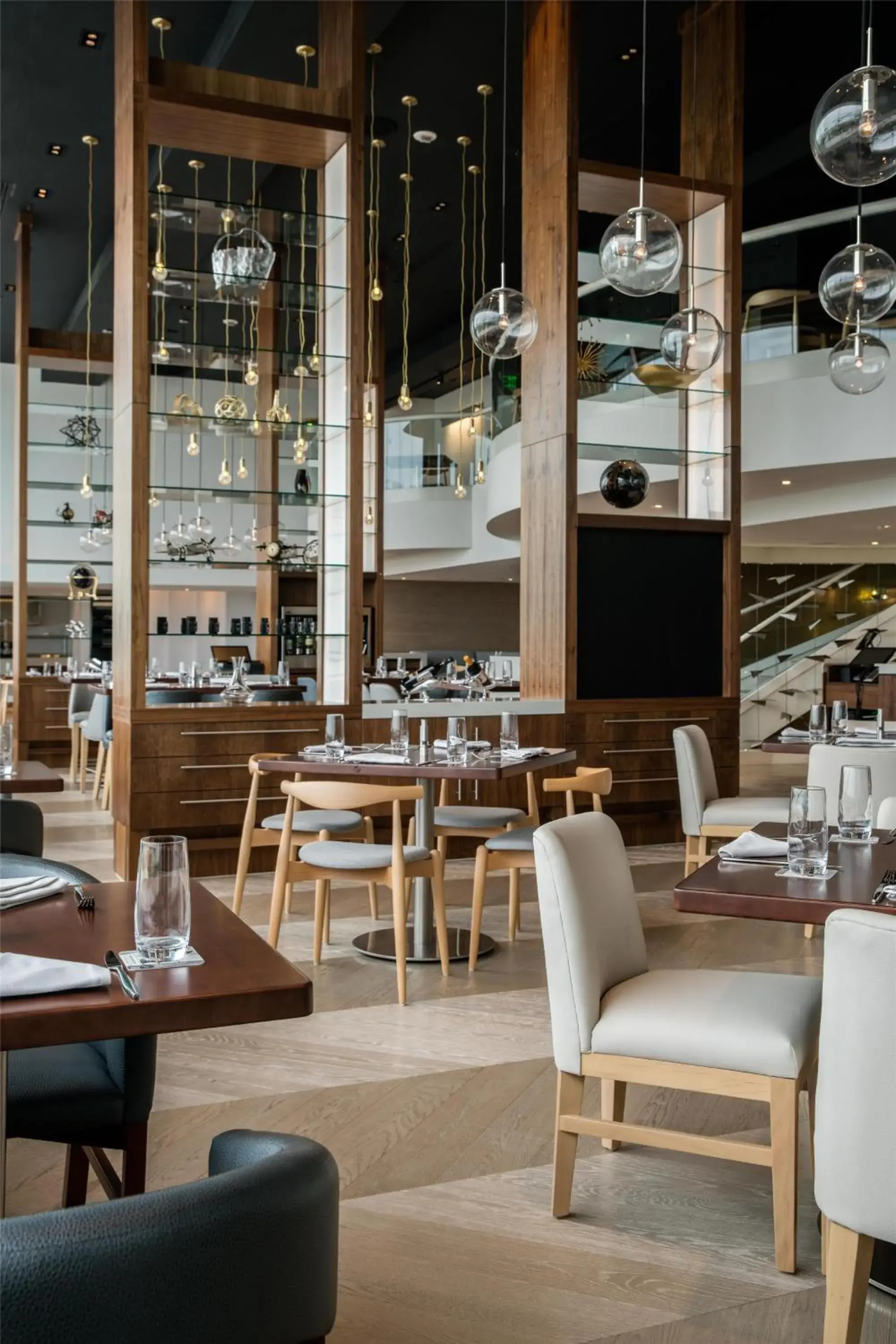 Restaurant/places to eat in Hyatt Regency Orlando International Airport Hotel Restaurant/places to eat in Hyatt Regency Orlando International Airport Hotel