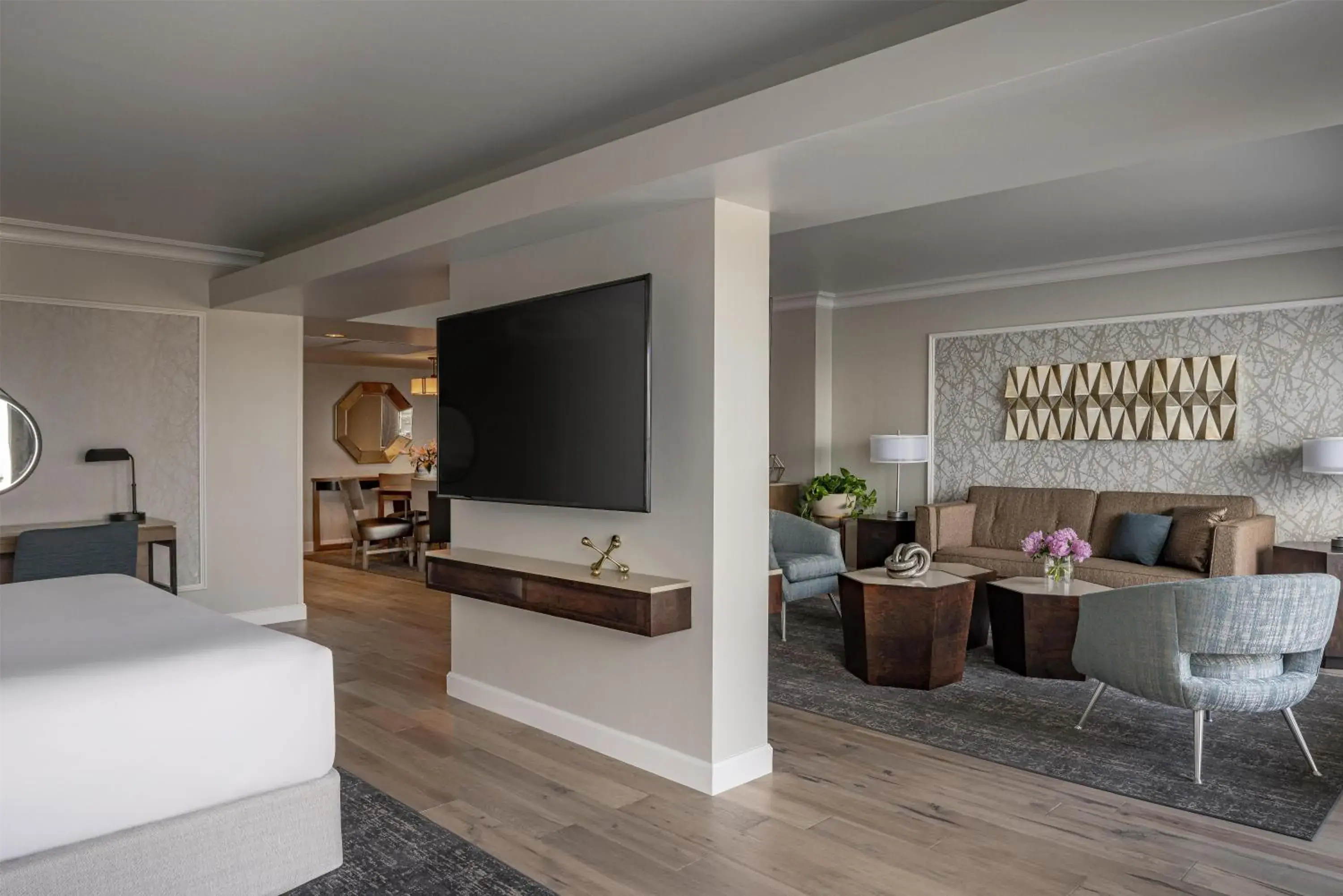 Photo of the whole room, Bed in Hyatt Regency Orlando International Airport Hotel Photo of the whole room, Bed in Hyatt Regency Orlando International Airport Hotel