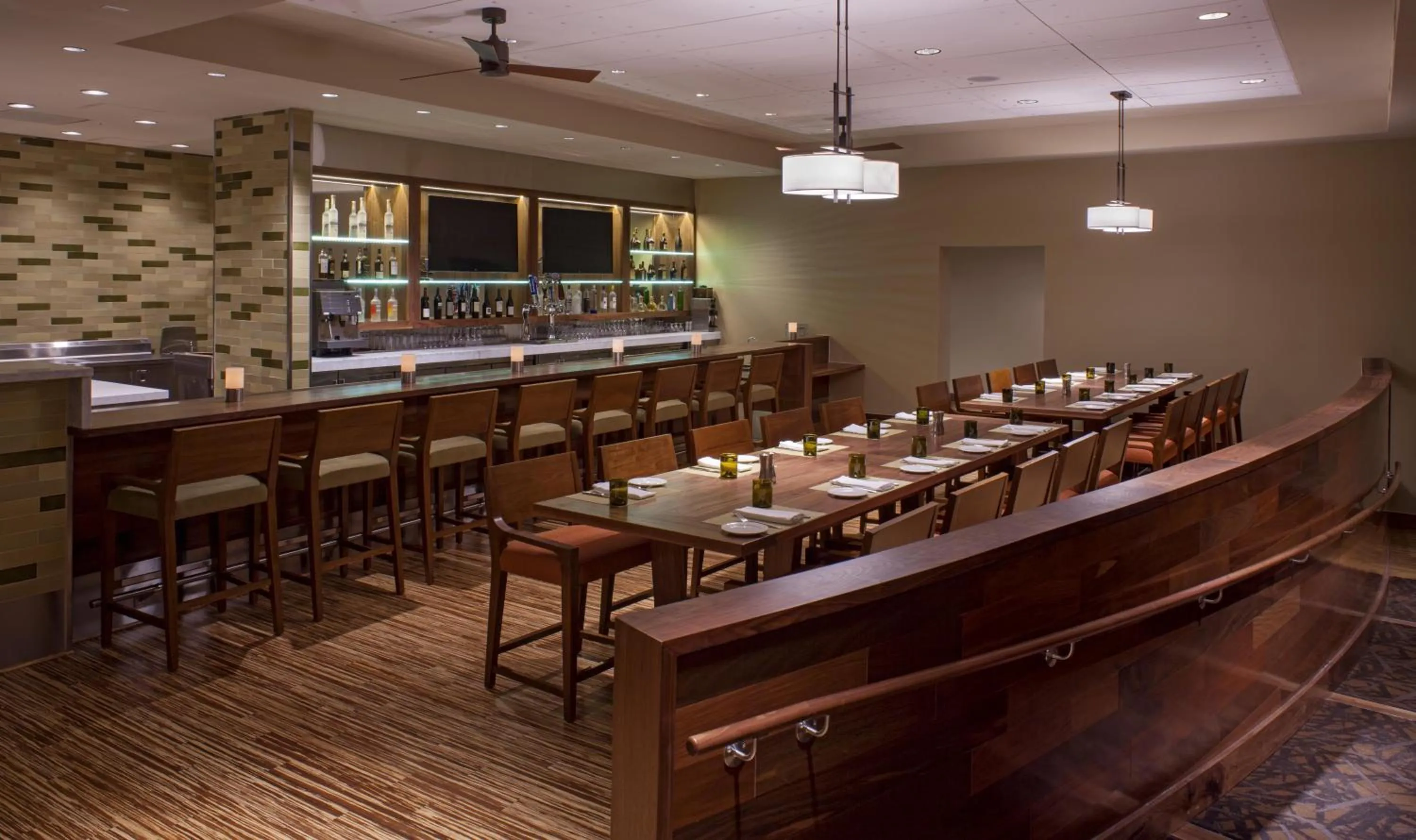 Restaurant/places to eat in Hyatt Regency Orlando International Airport Hotel