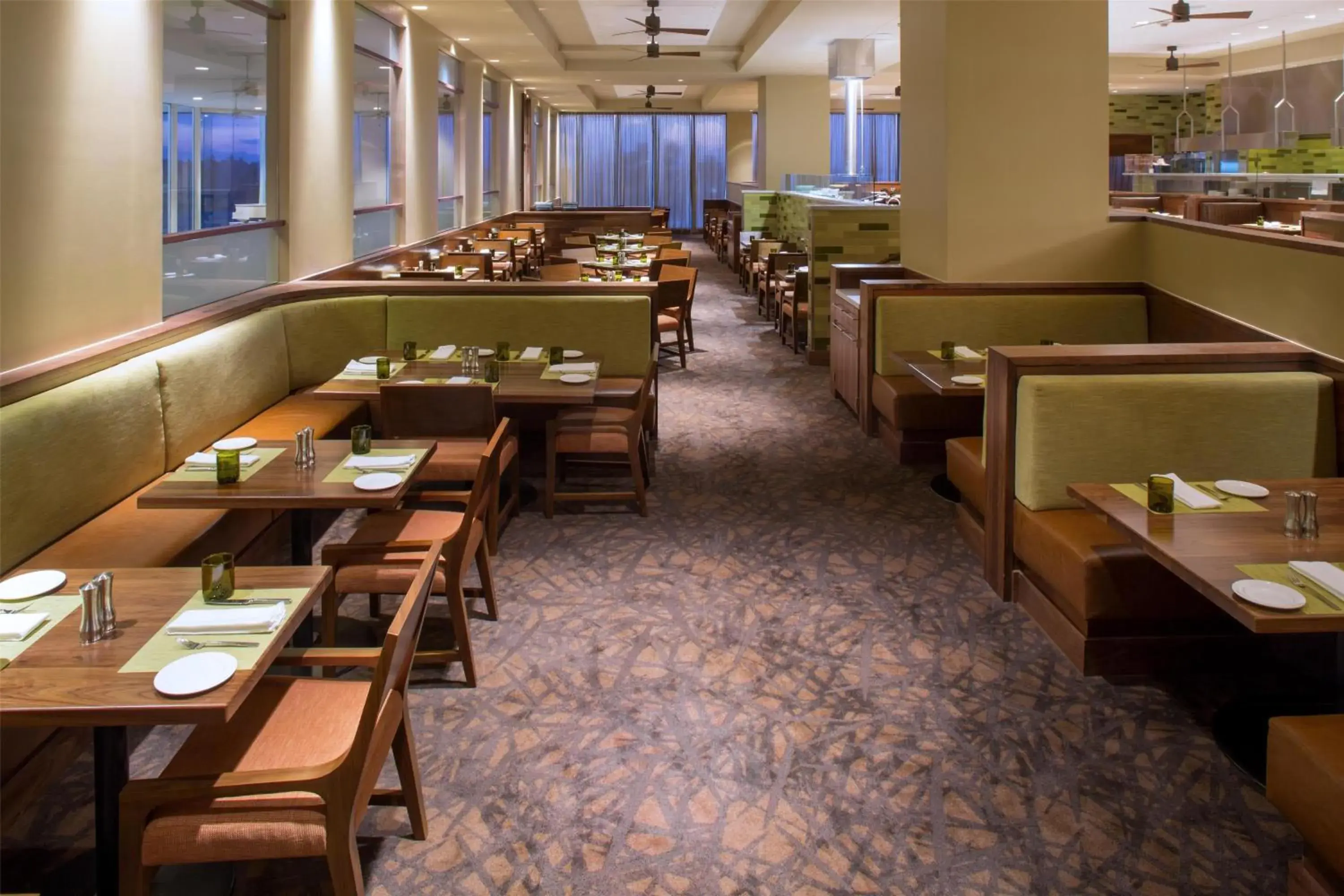 Restaurant/places to eat in Hyatt Regency Orlando International Airport Hotel Restaurant/places to eat in Hyatt Regency Orlando International Airport Hotel