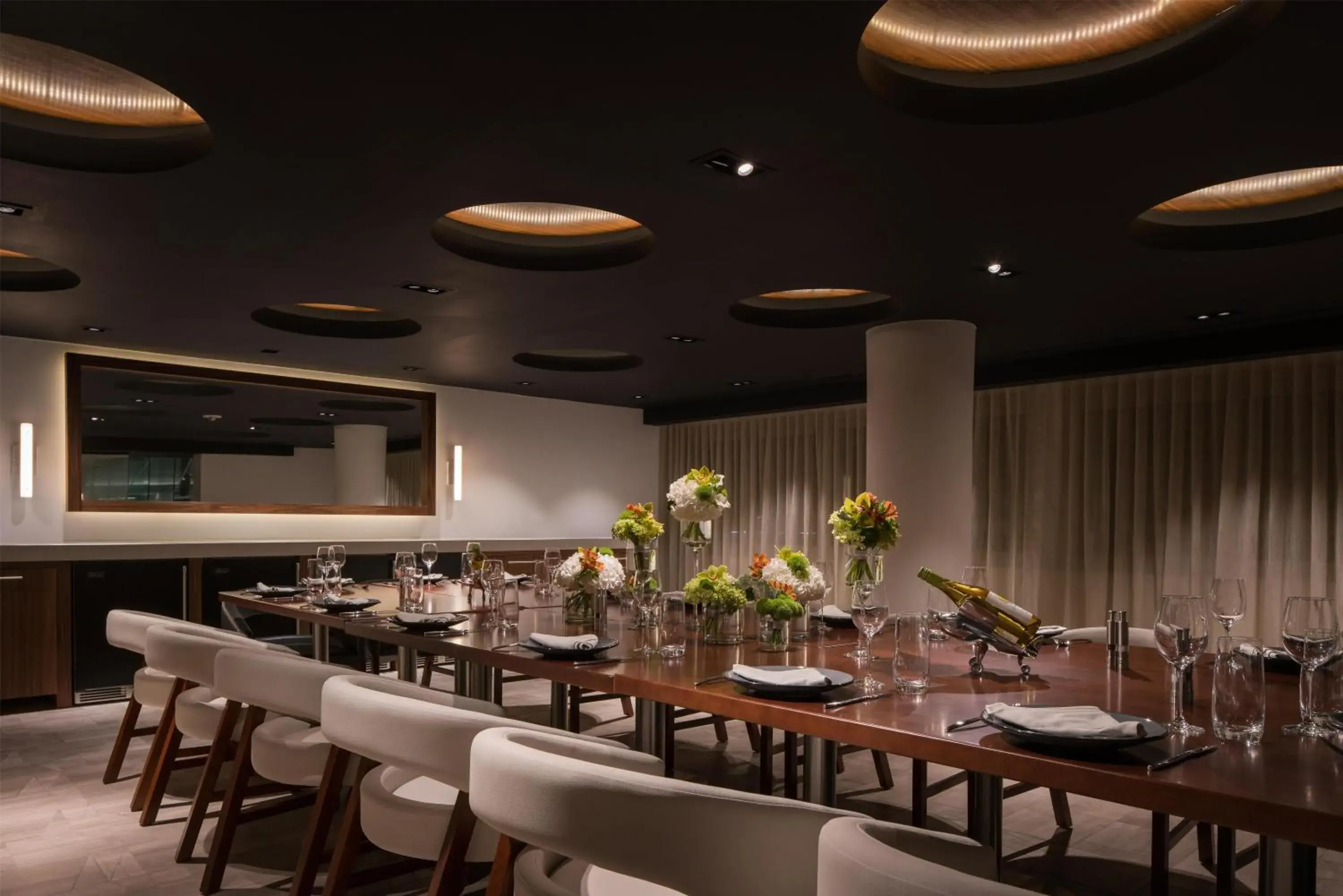 Restaurant/places to eat in Hyatt Regency Orlando International Airport Hotel Restaurant/places to eat in Hyatt Regency Orlando International Airport Hotel