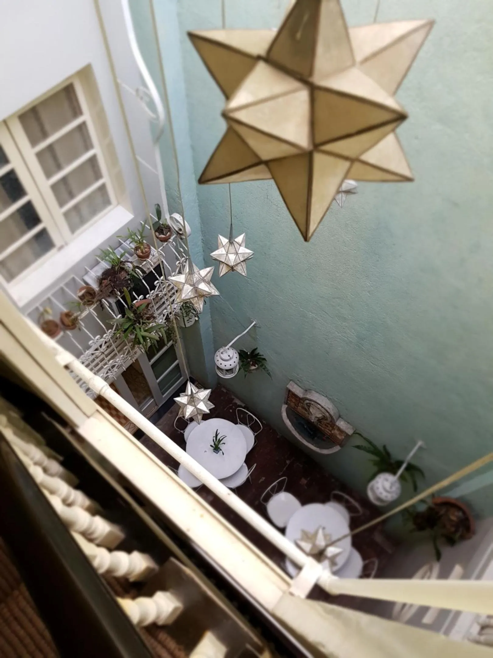 Patio in Charming La Casita Mercedes, 5Br and 5TB for Family and Friends Staycation- Read Listing Info