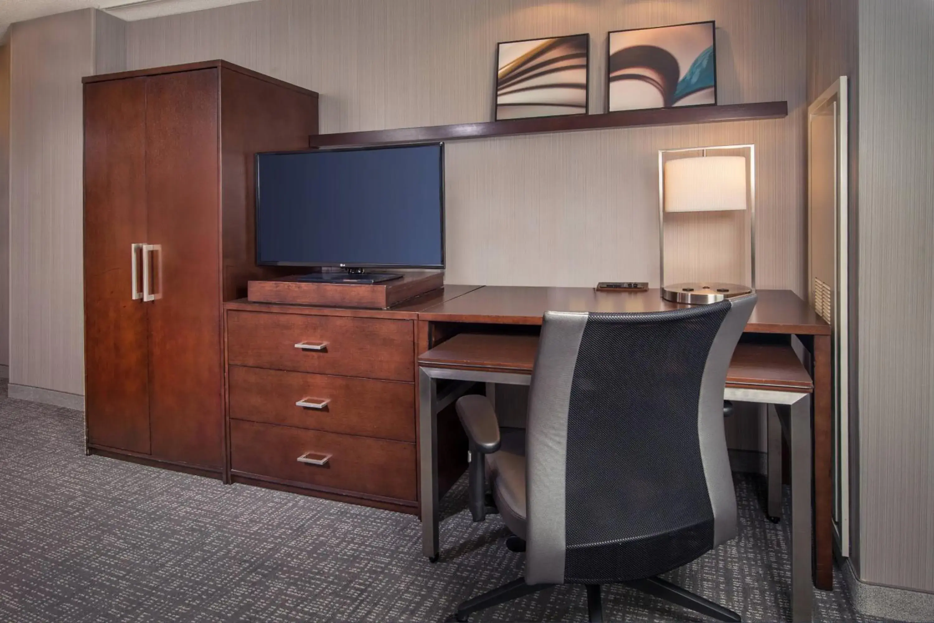State Queen Room with Two Queen Beds - High Floor in Courtyard Washington, DC/U.S. Capitol State Queen Room with Two Queen Beds - High Floor in Courtyard Washington, DC/U.S. Capitol
