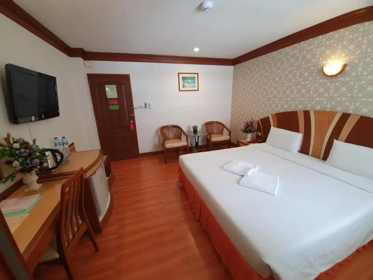 Bed in Sakol Hotel Bed in Sakol Hotel