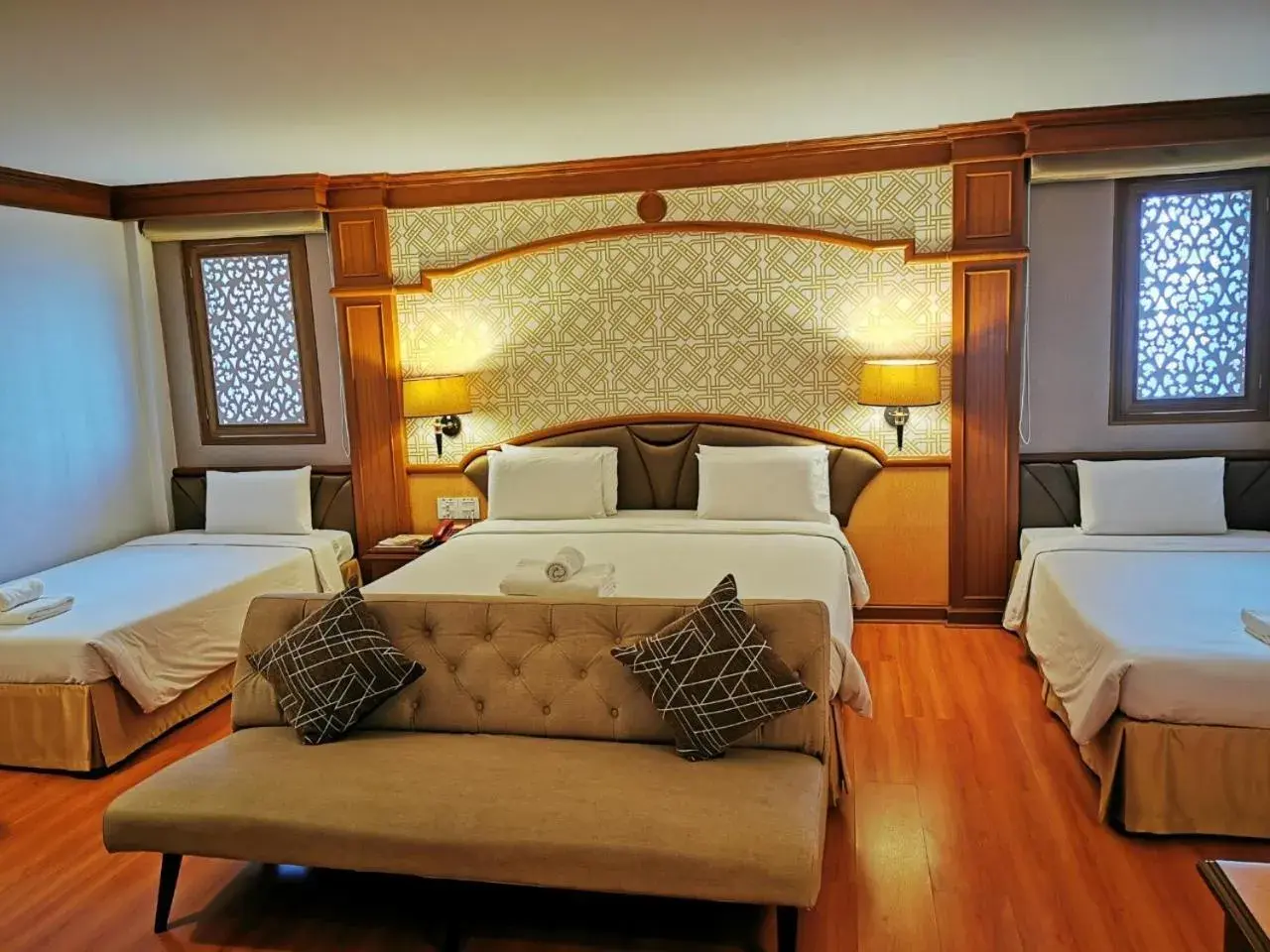 Bedroom, Bed in Sakol Hotel Bedroom, Bed in Sakol Hotel