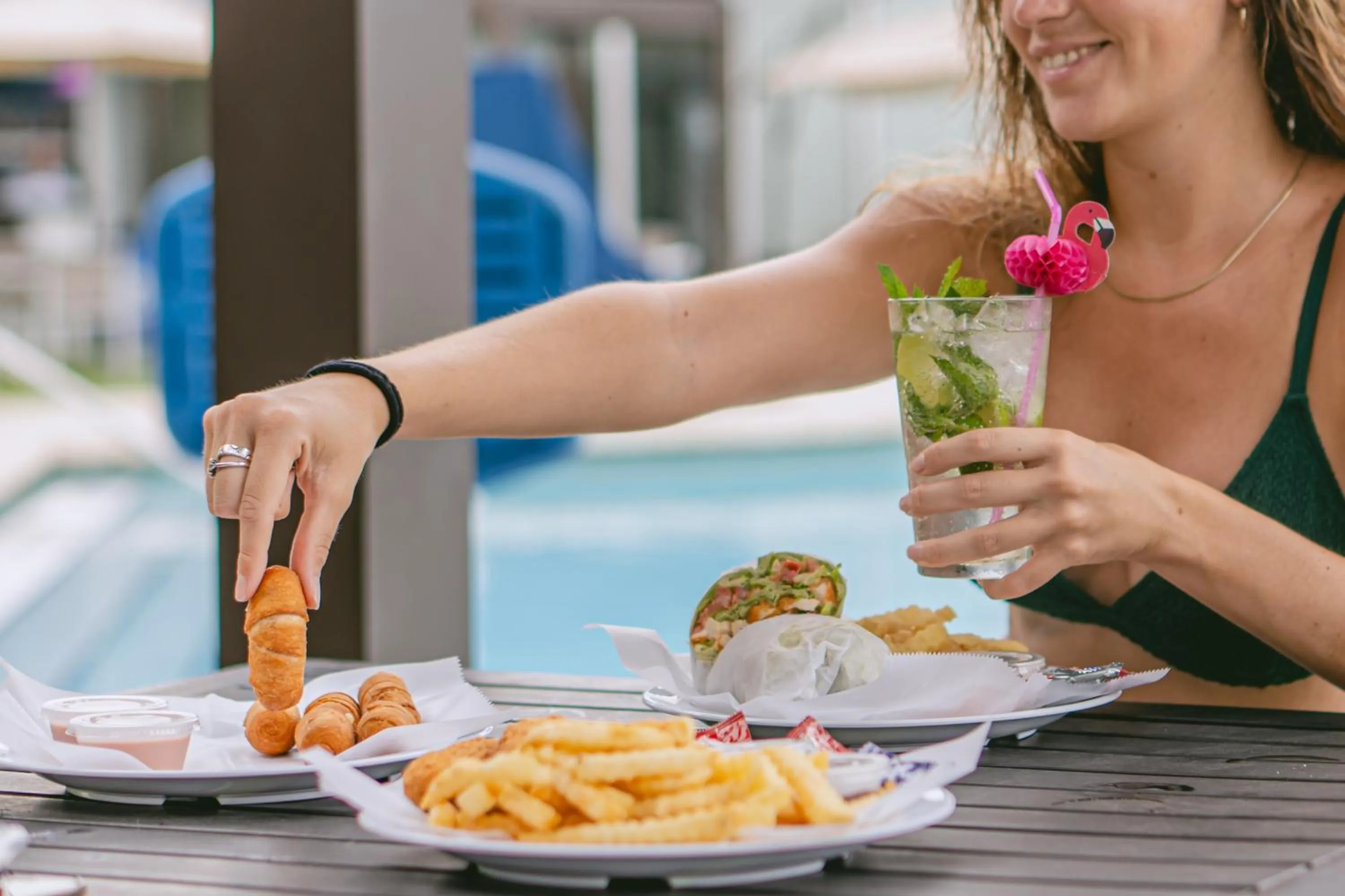 Food and drinks in Nuvo Suites Hotel - Miami Doral