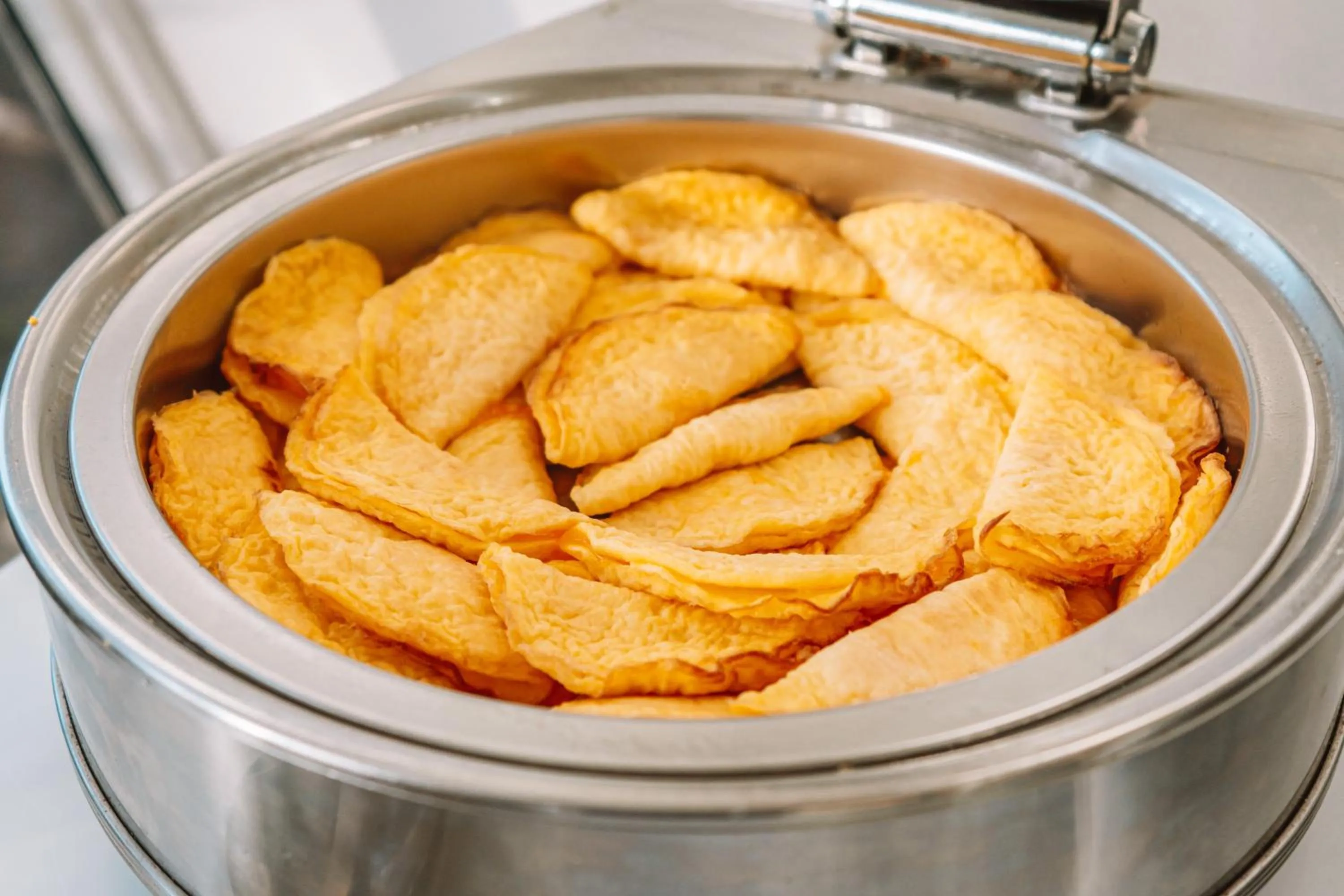 Buffet breakfast in Nuvo Suites Hotel - Miami Doral