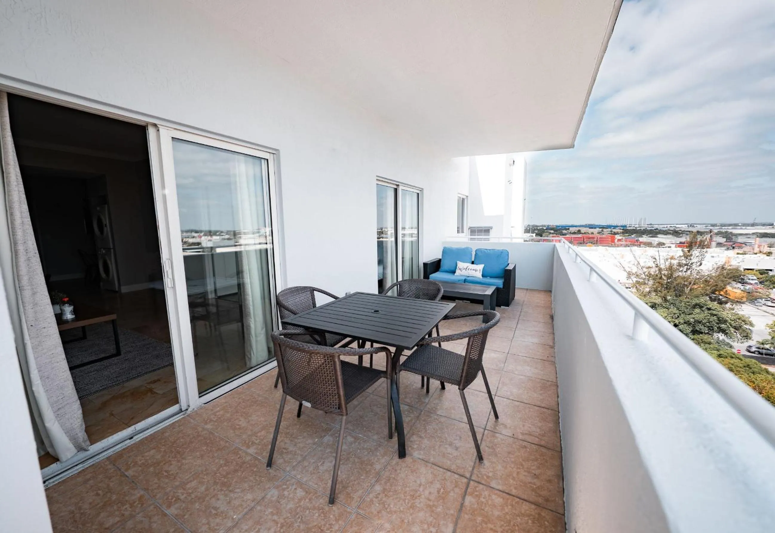Balcony/Terrace in Nuvo Suites Hotel - Miami Doral