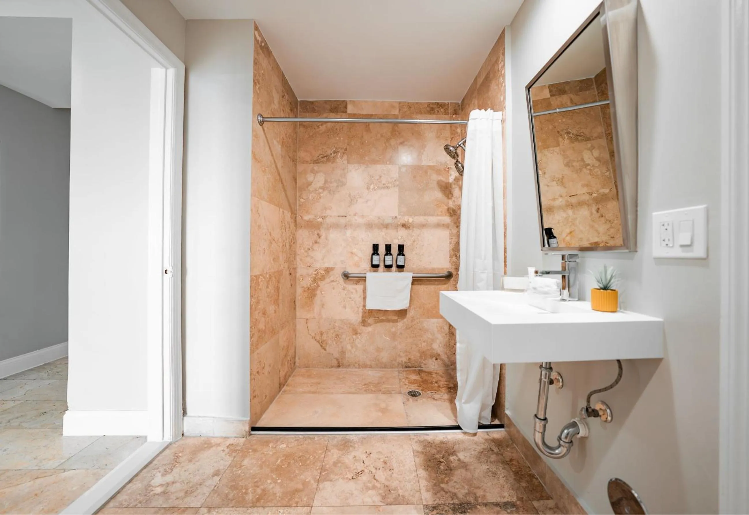 Bathroom in Nuvo Suites Hotel - Miami Doral