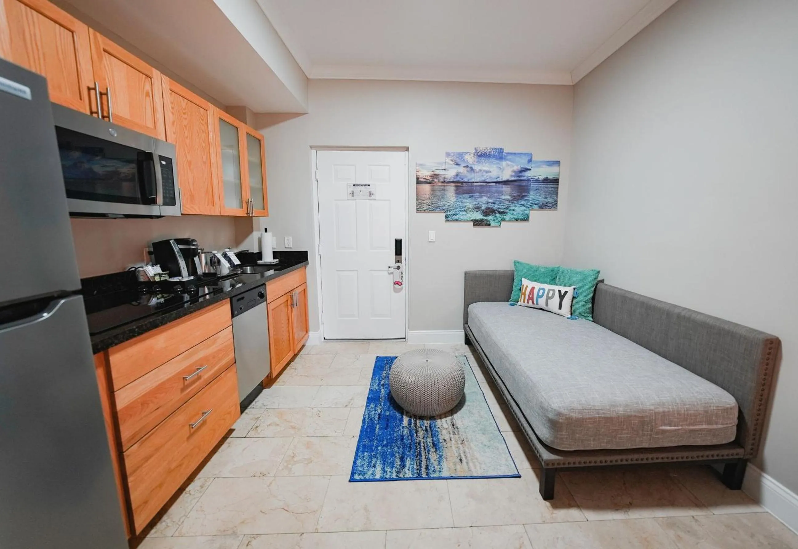 Living room in Nuvo Suites Hotel - Miami Doral