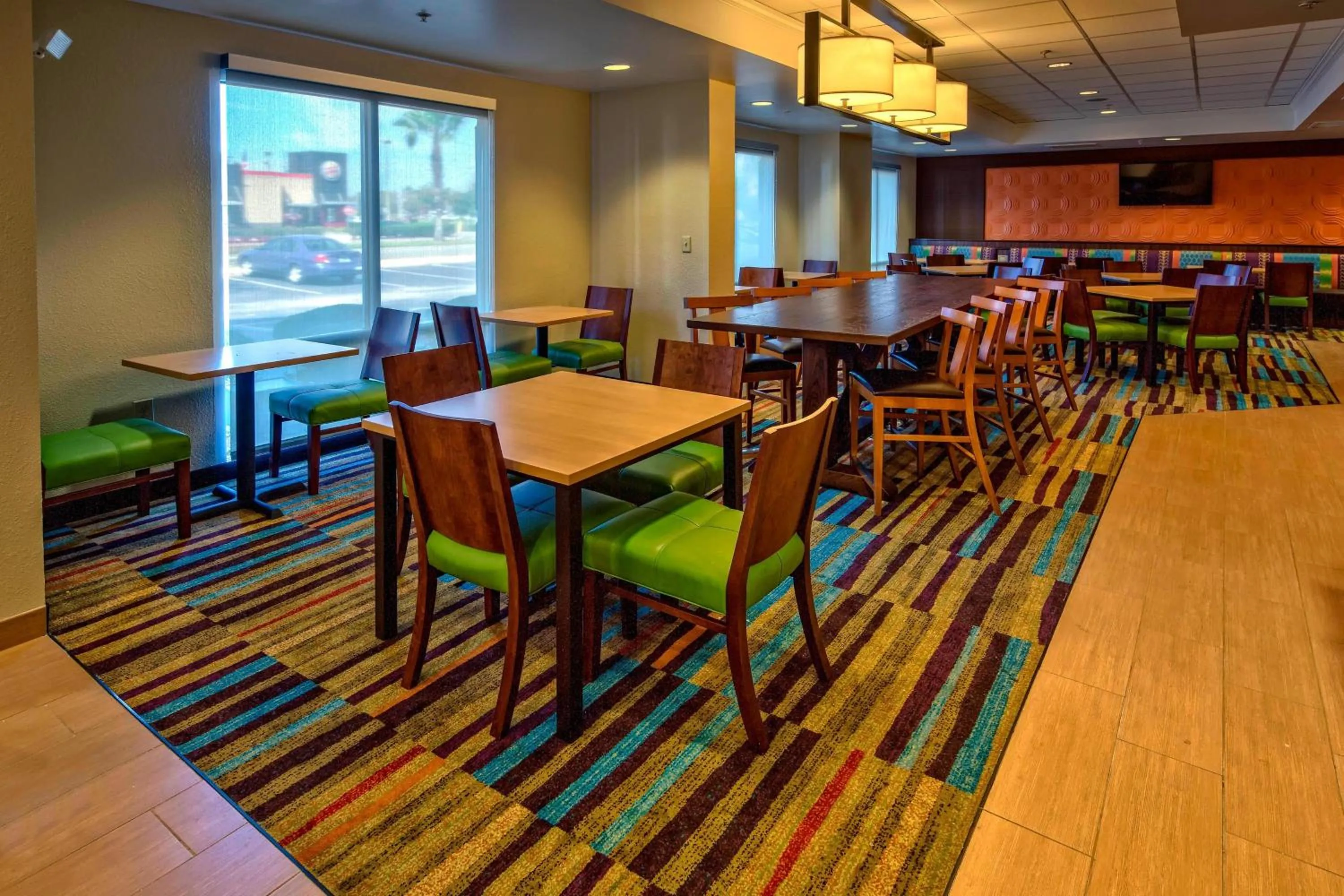Breakfast in Fairfield Inn and Suites by Marriott Orlando Near Universal Orlando