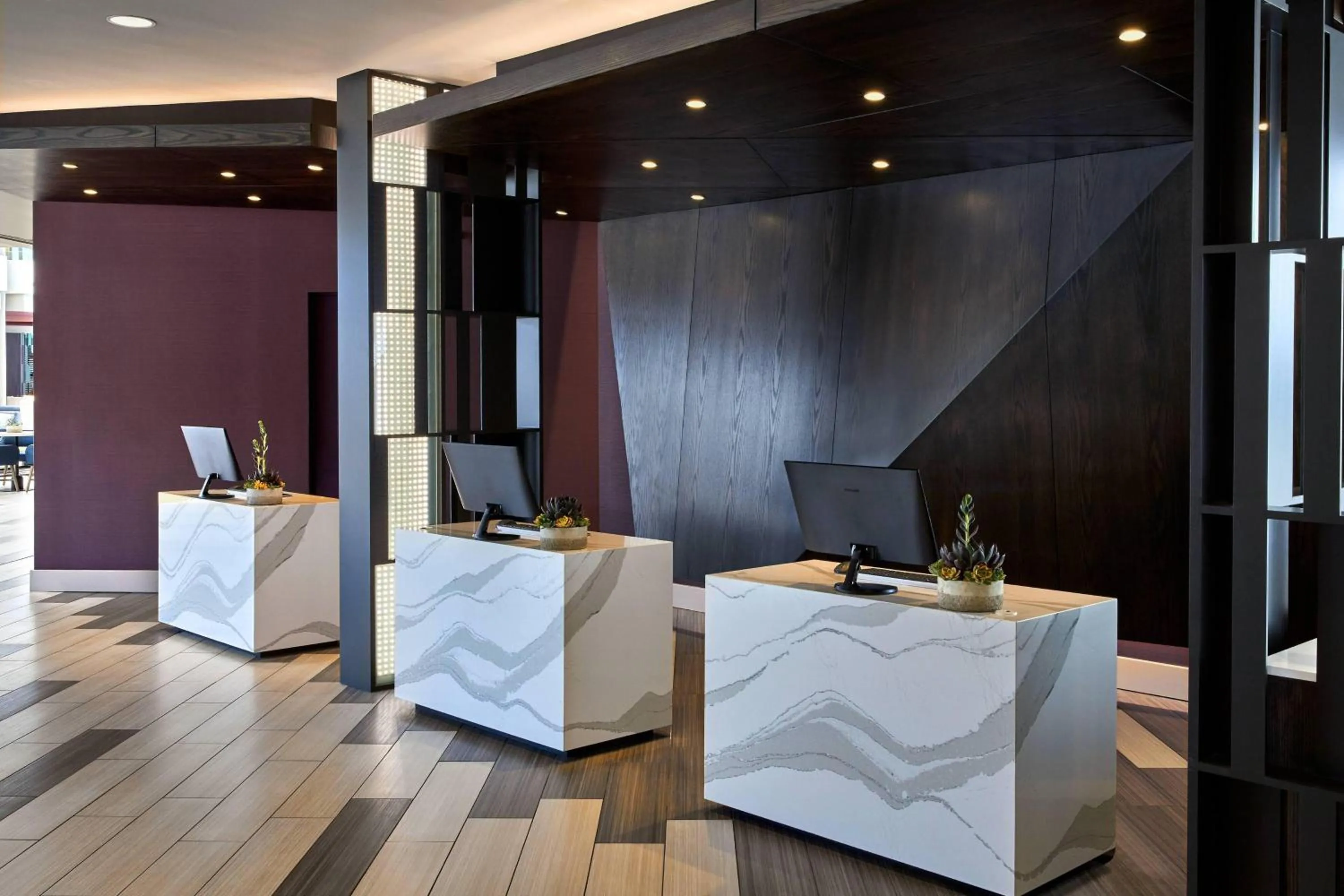 Lobby or reception in Ventura Beach Marriott