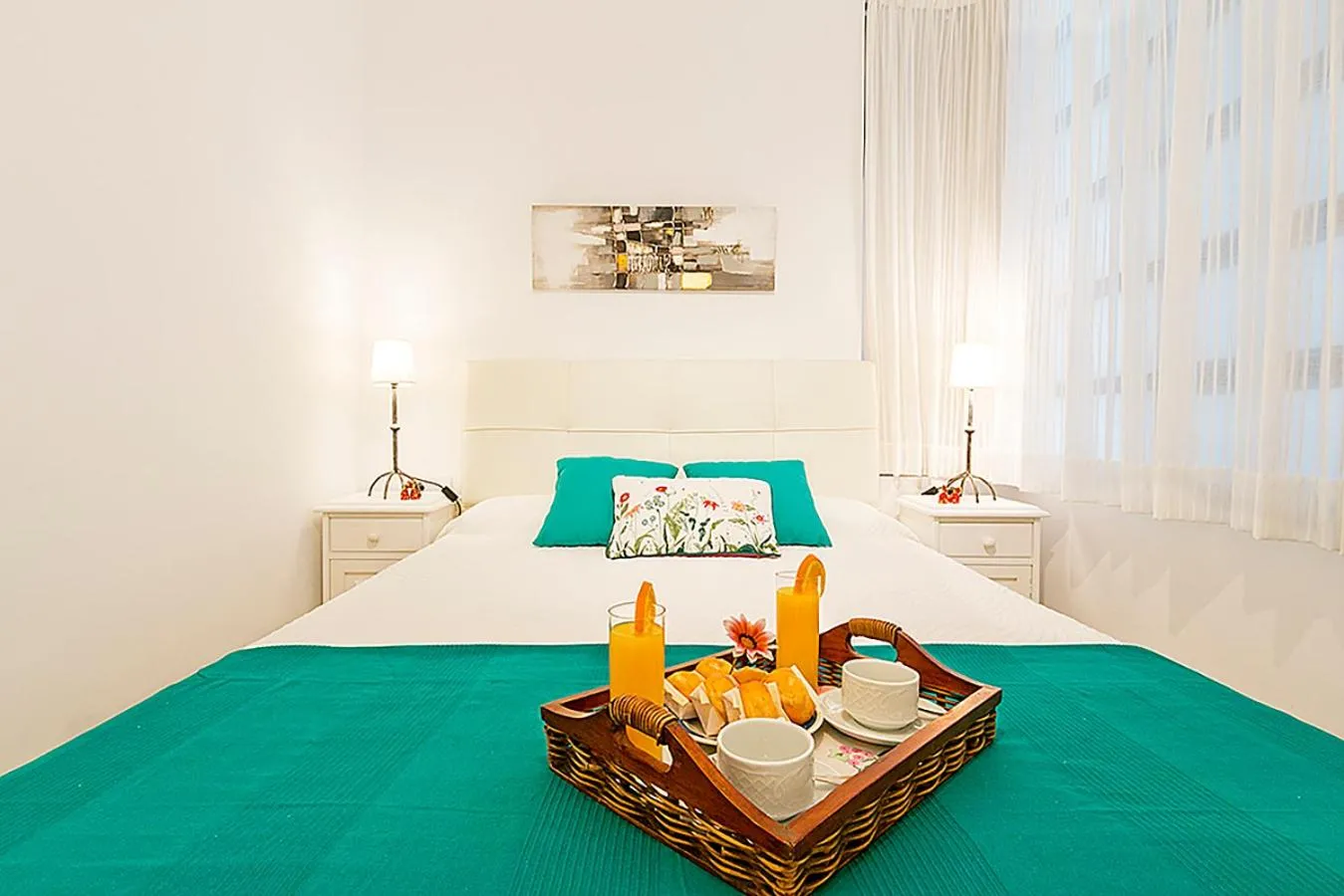 Bedroom, Bed in Apartment CB 2