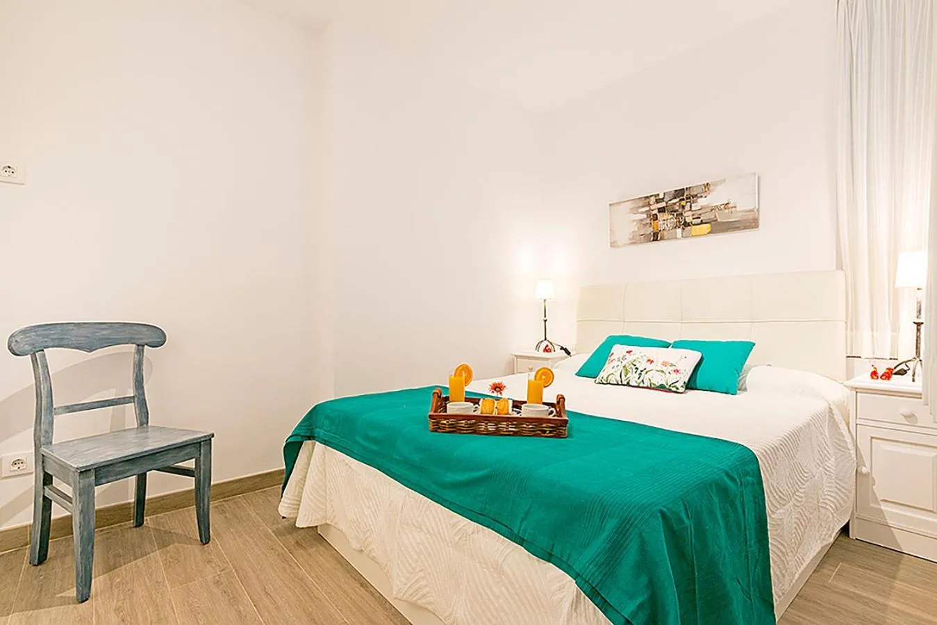 Bedroom, Bed in Apartment CB 2