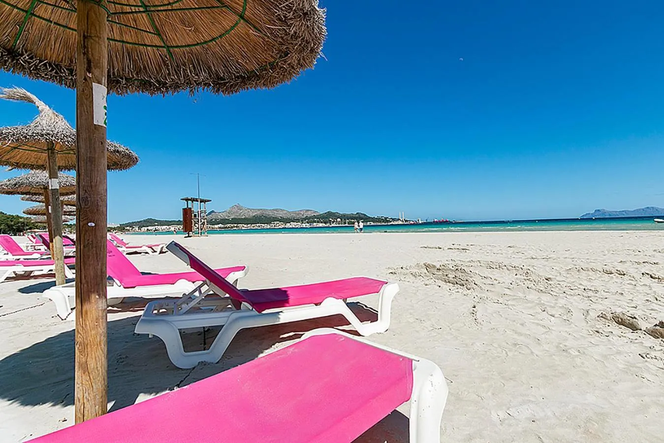 Beach in Apartment CB 2