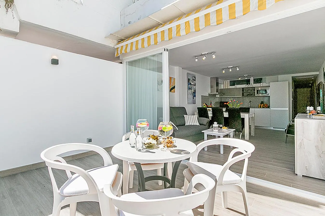 Balcony/Terrace in Apartment CB 2