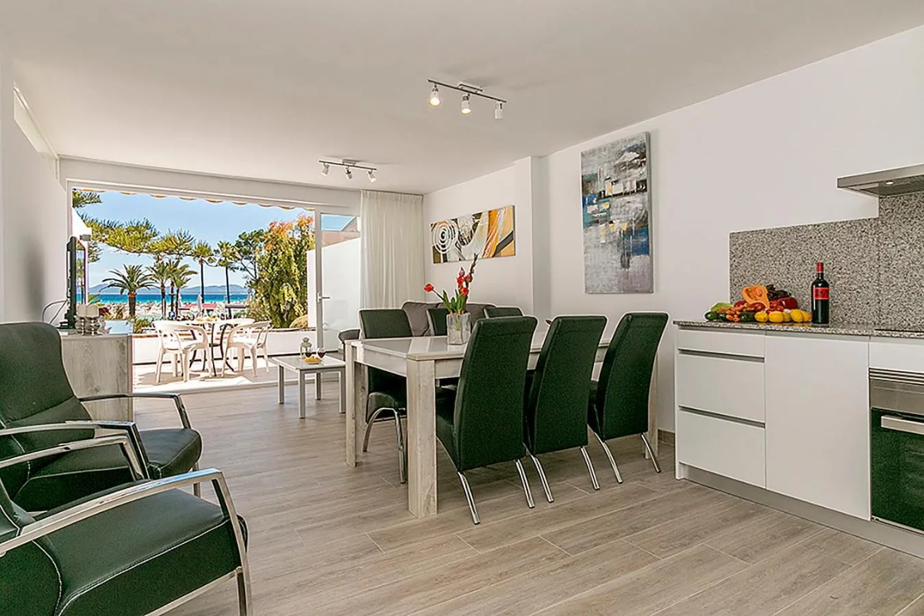 Kitchen or kitchenette in Apartment CB 2