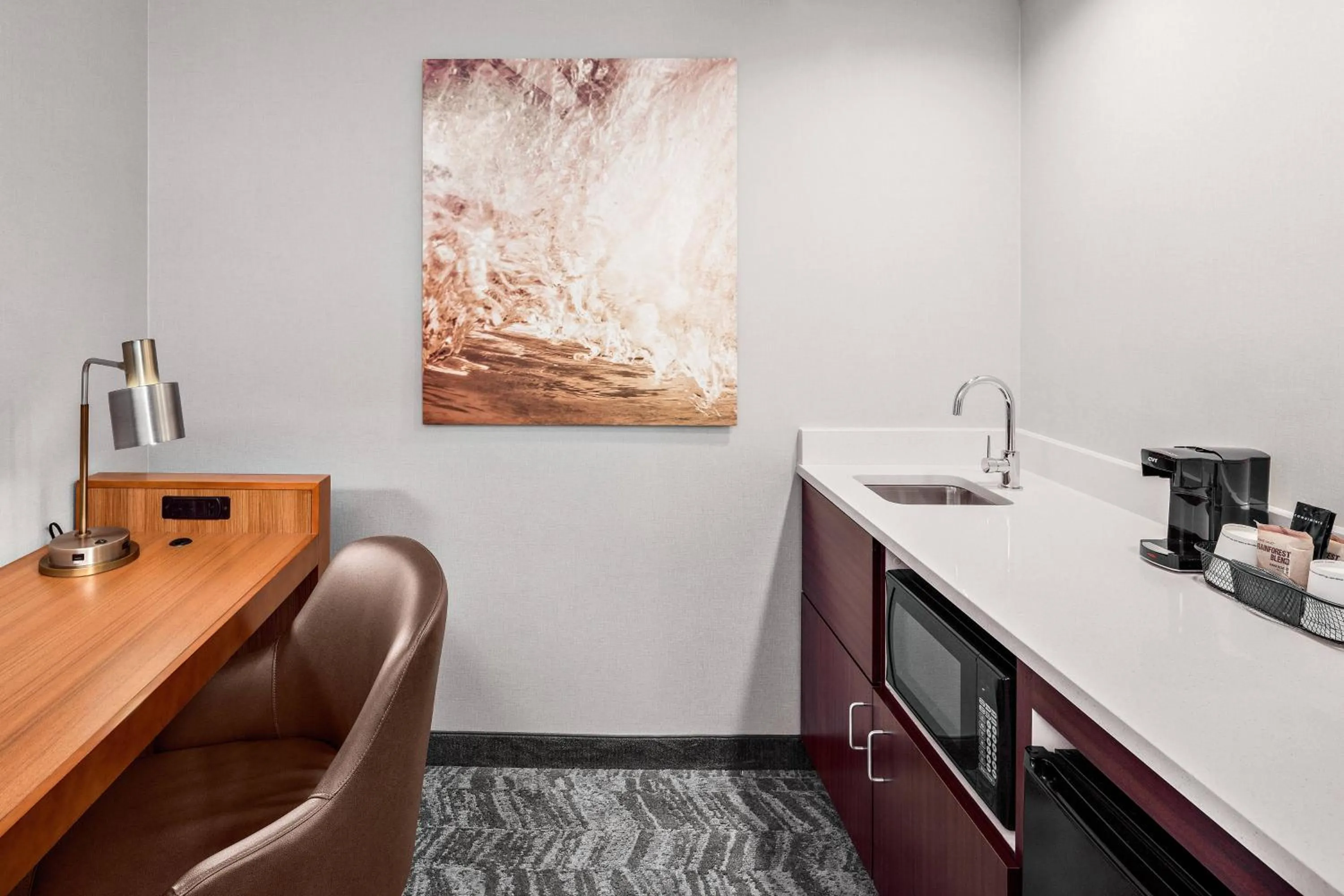 Kitchen or kitchenette in SpringHill Suites San Diego Rancho Bernardo/Scripps Poway