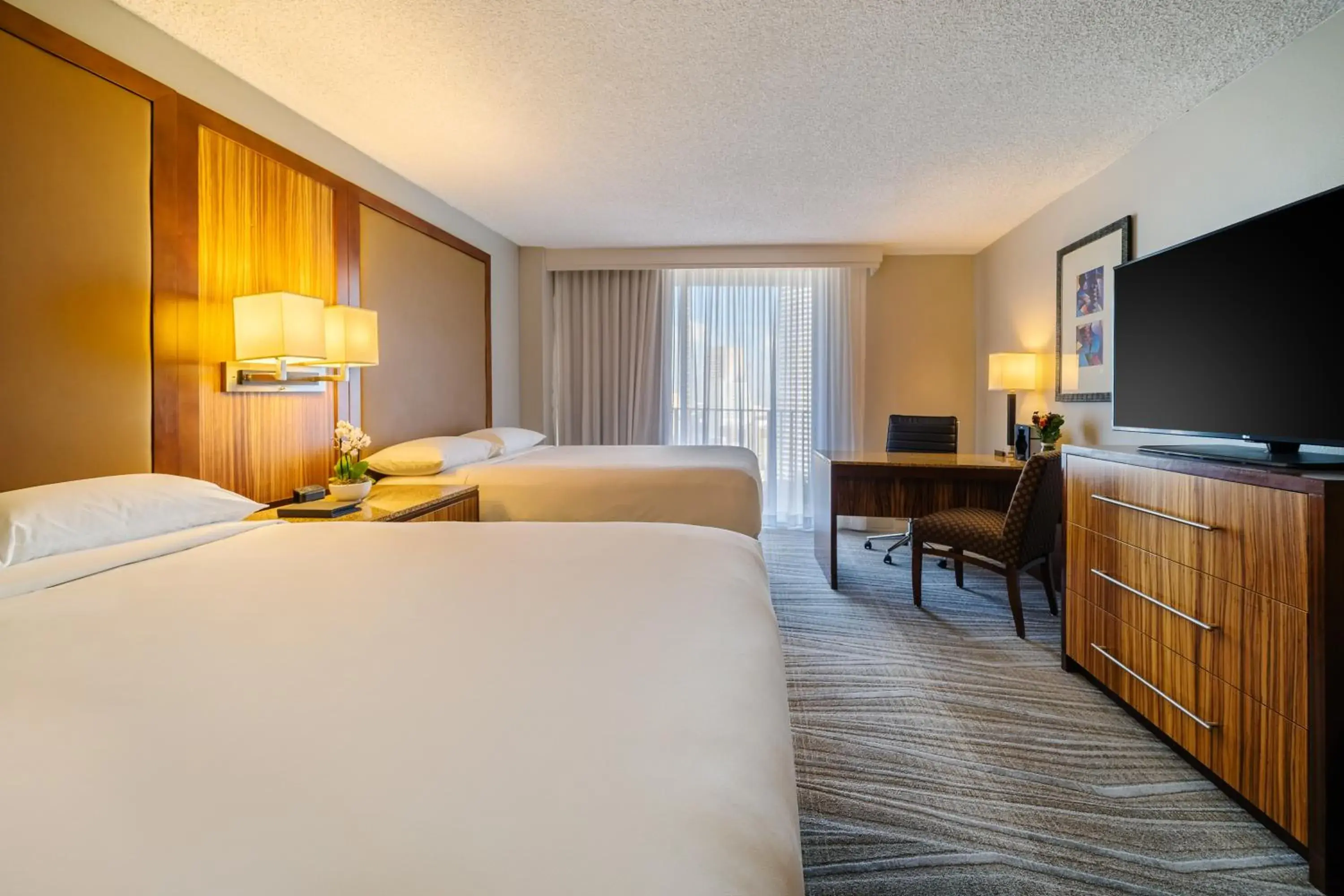 City view, Bed in Hyatt Regency Miami City view, Bed in Hyatt Regency Miami