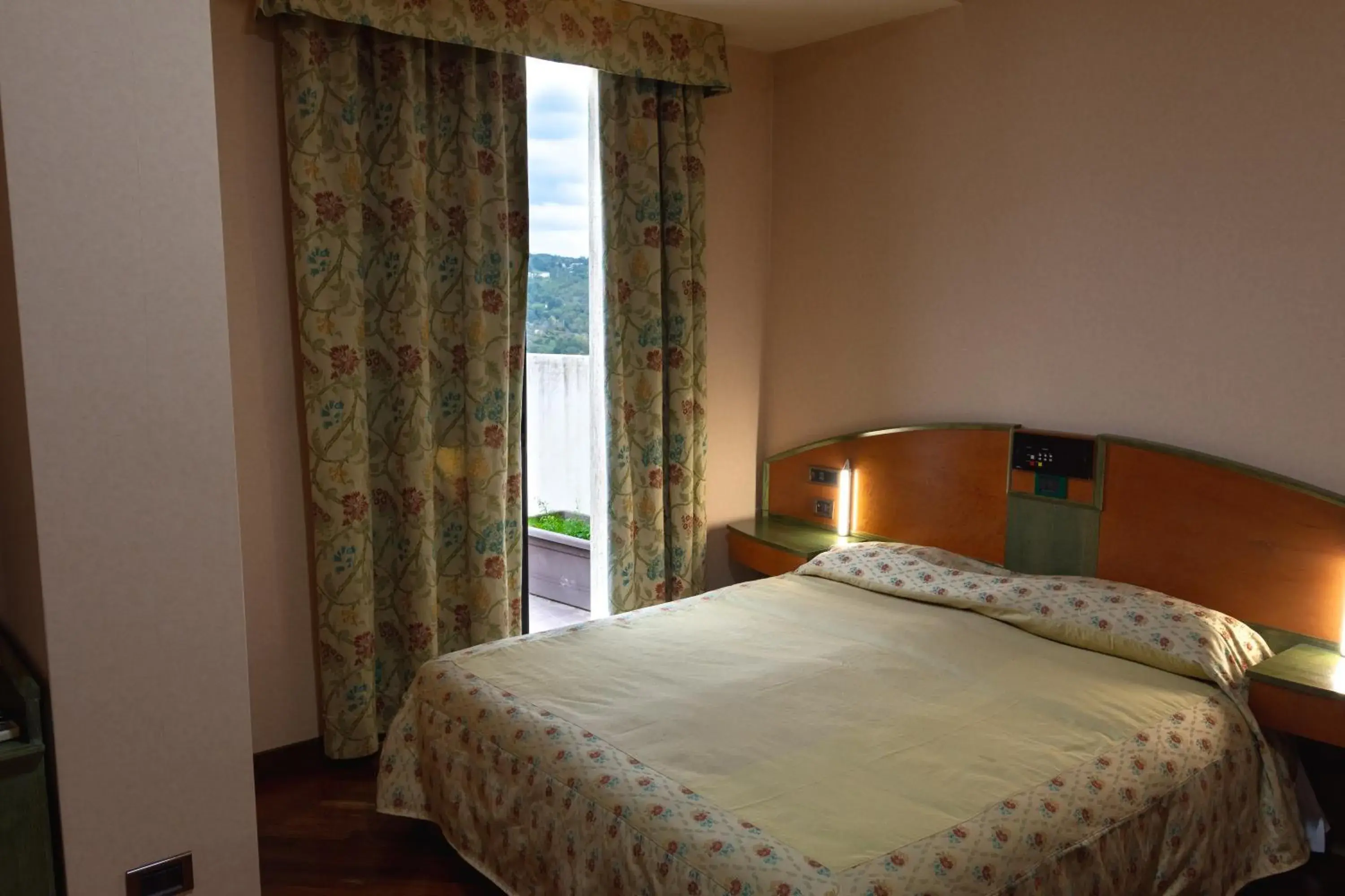 Budget Double Room - single occupancy in Hotel San Nicola Budget Double Room - single occupancy in Hotel San Nicola