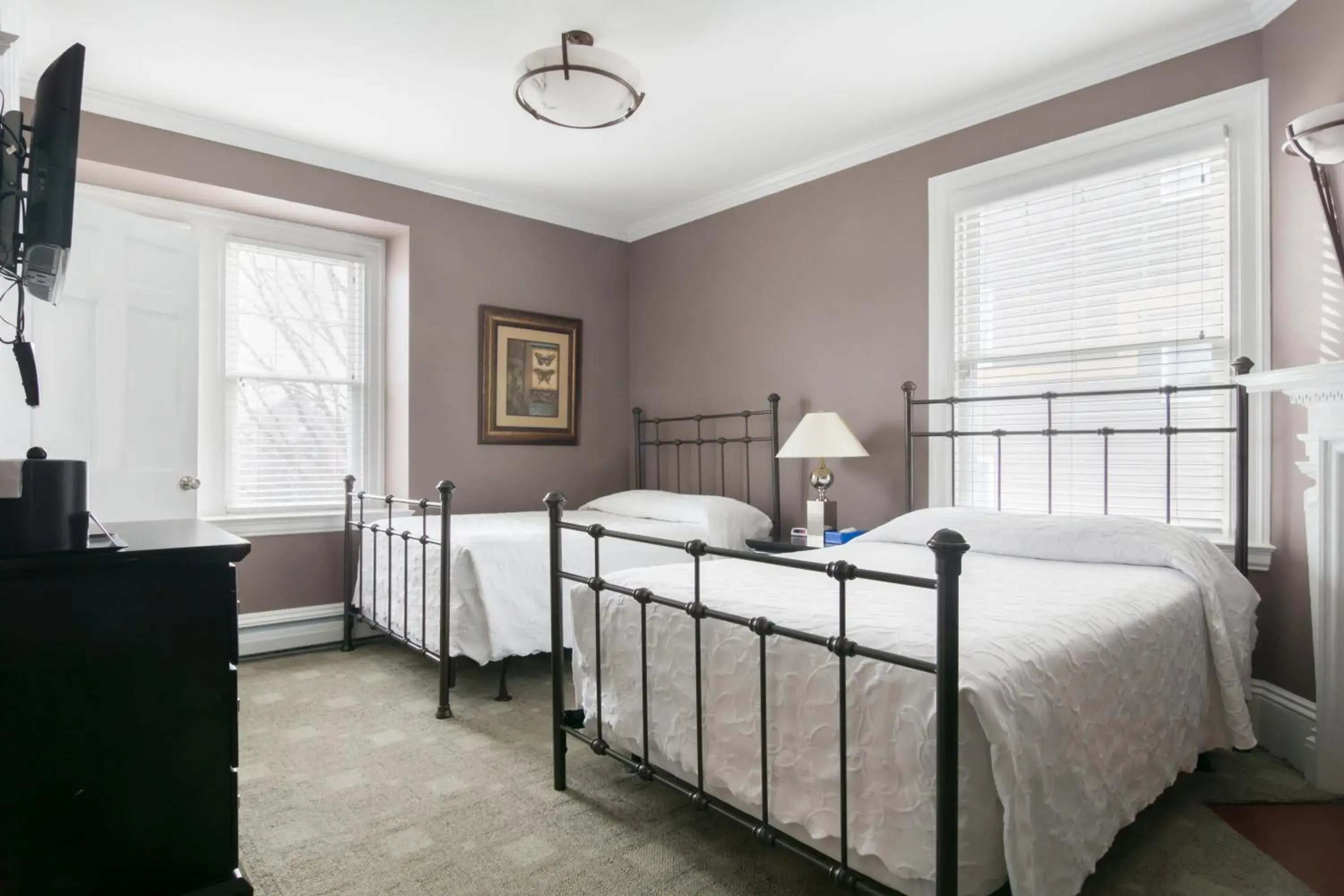 Superior Room with Two Double Beds in Longwood Inn Superior Room with Two Double Beds in Longwood Inn