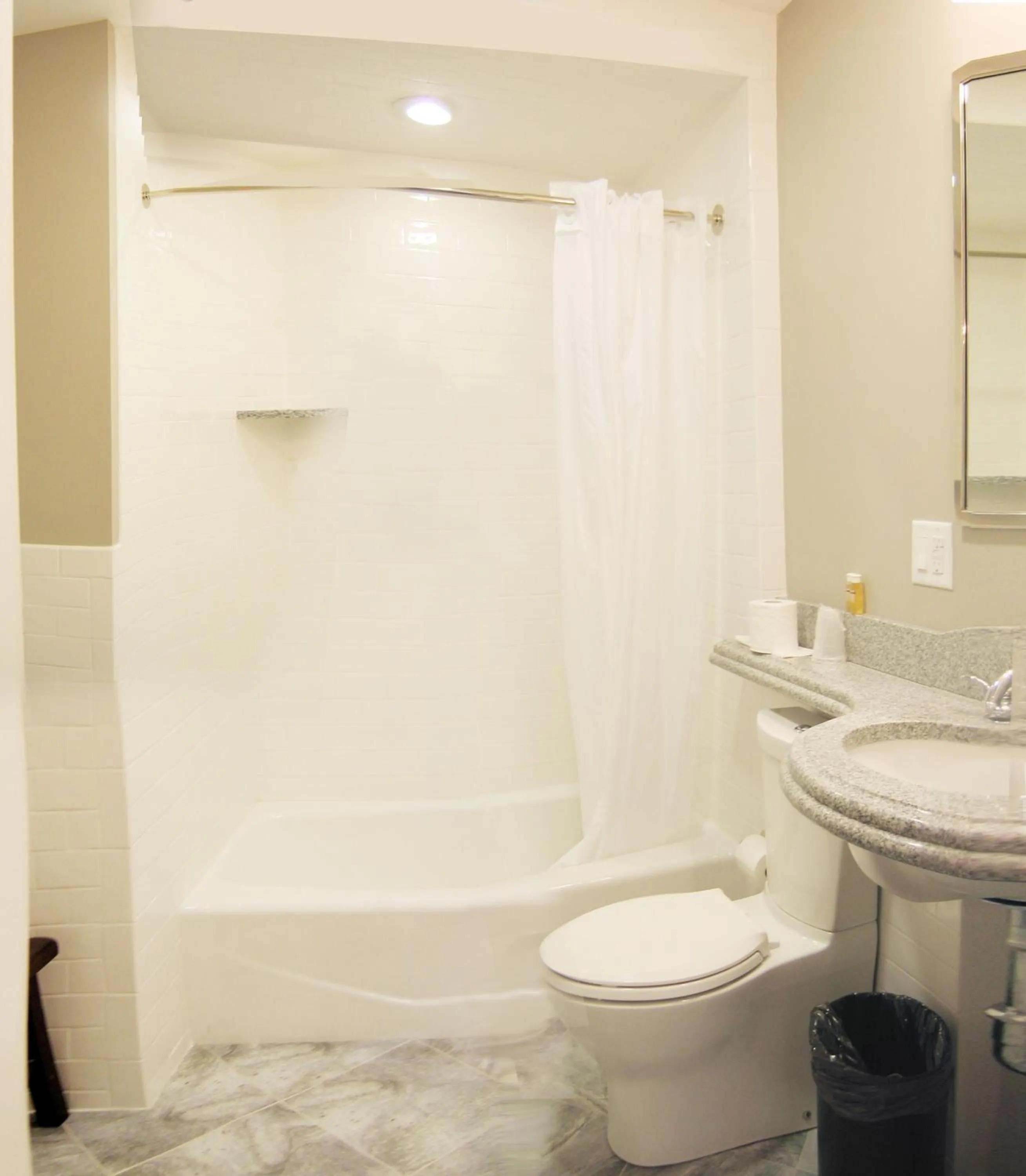 Standard Double Room in Longwood Inn