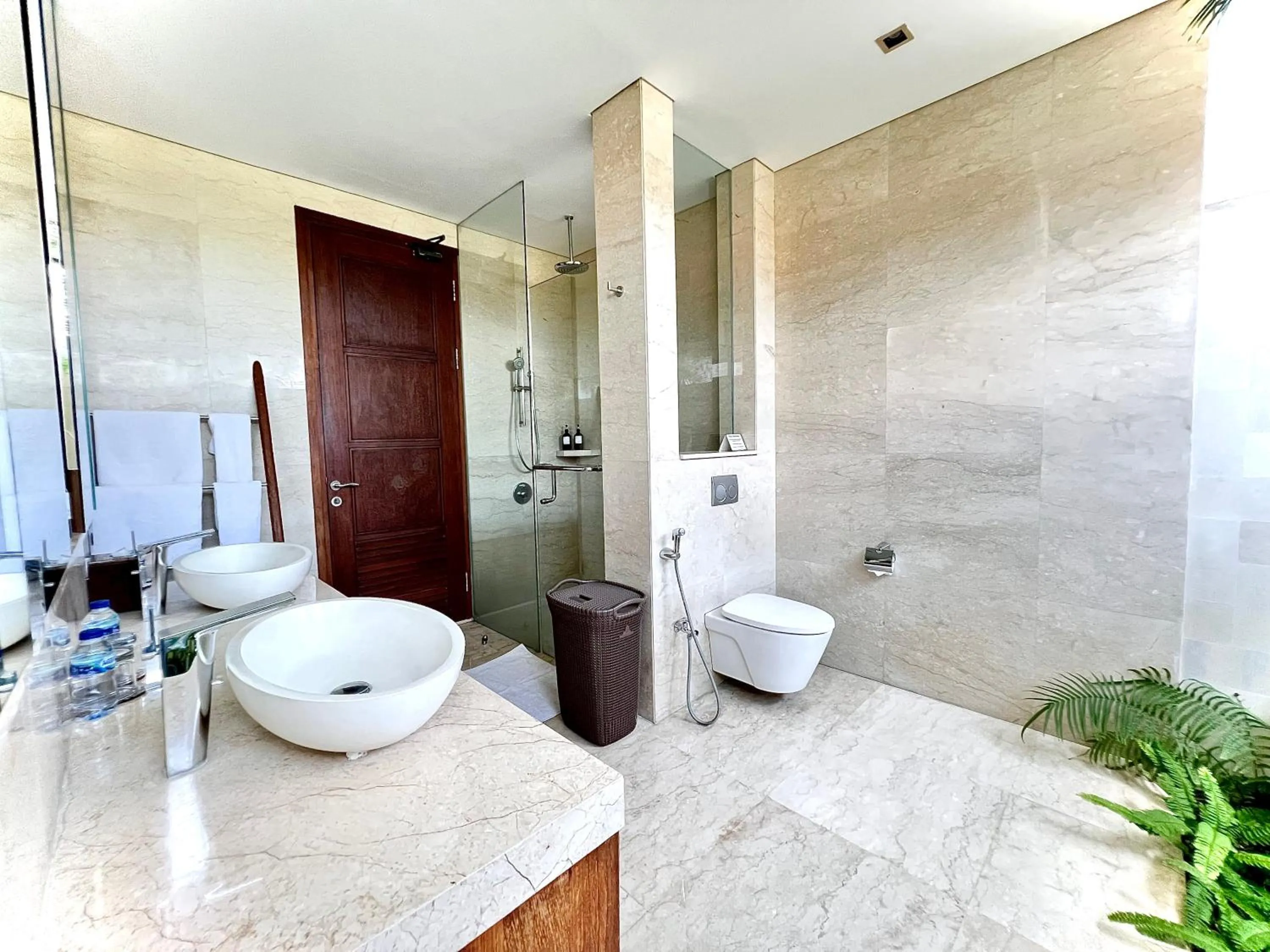 Shower in Villa Meliya