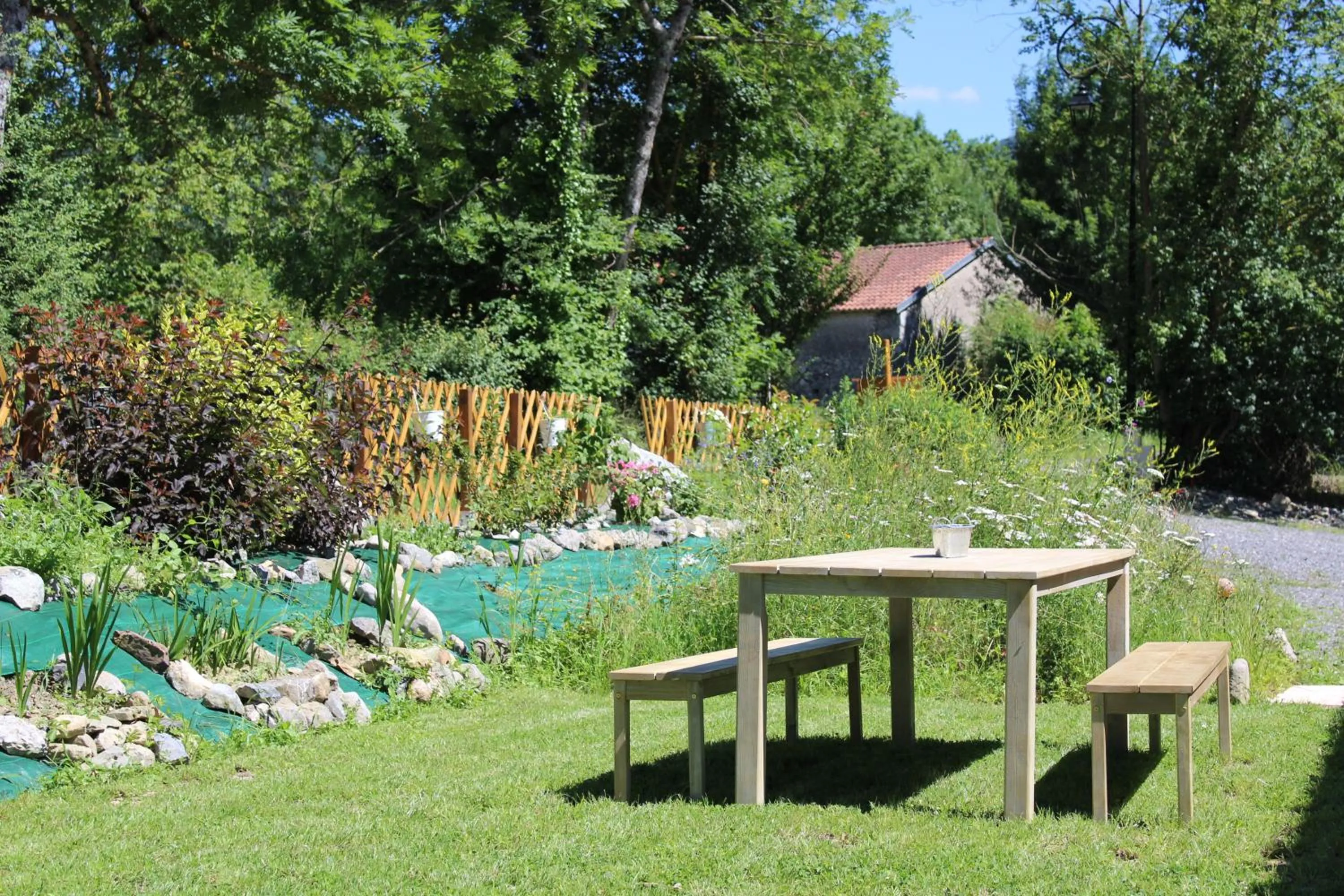 Garden in Du Coté de Lacoume