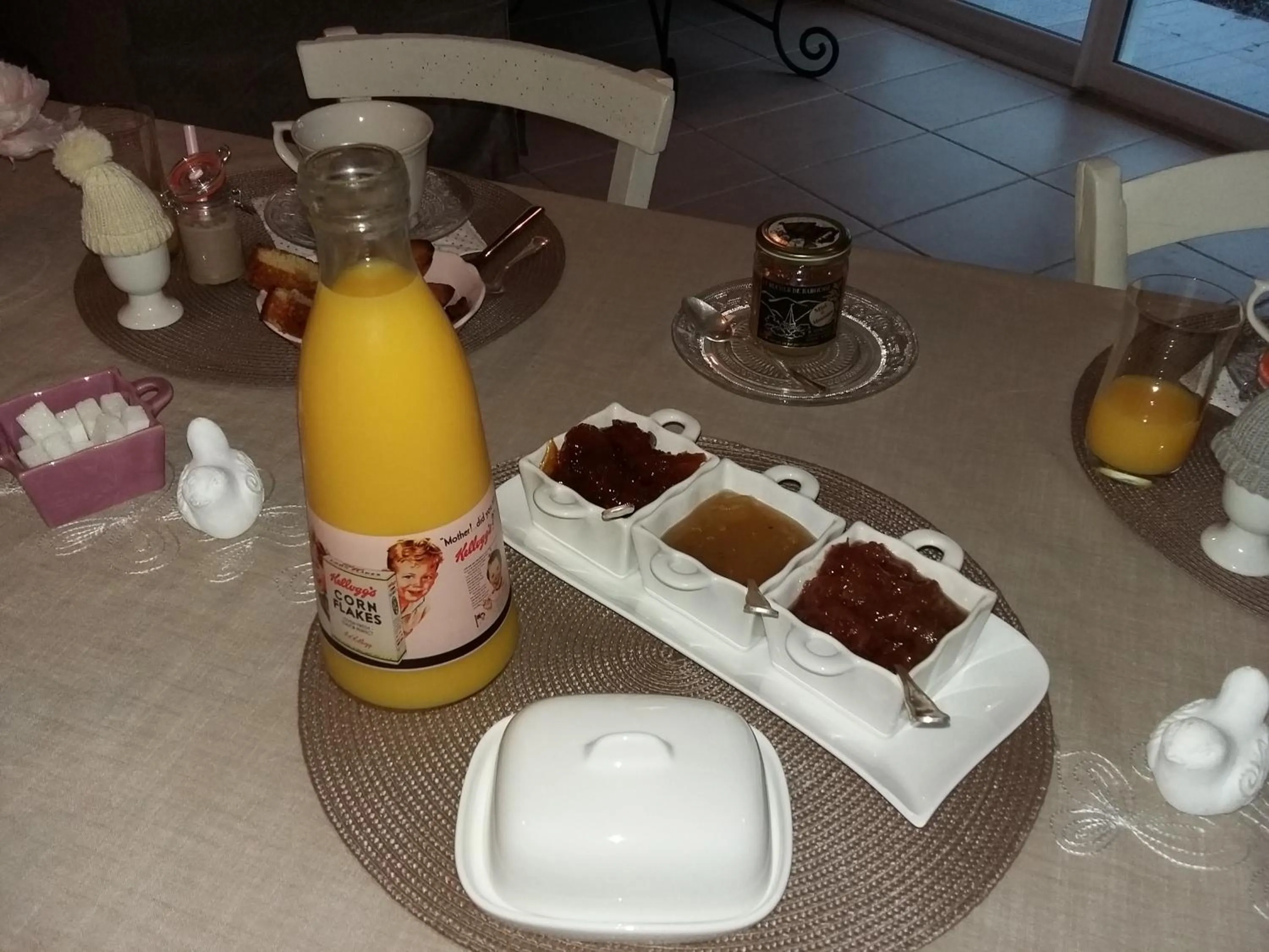 Continental breakfast in Du Coté de Lacoume