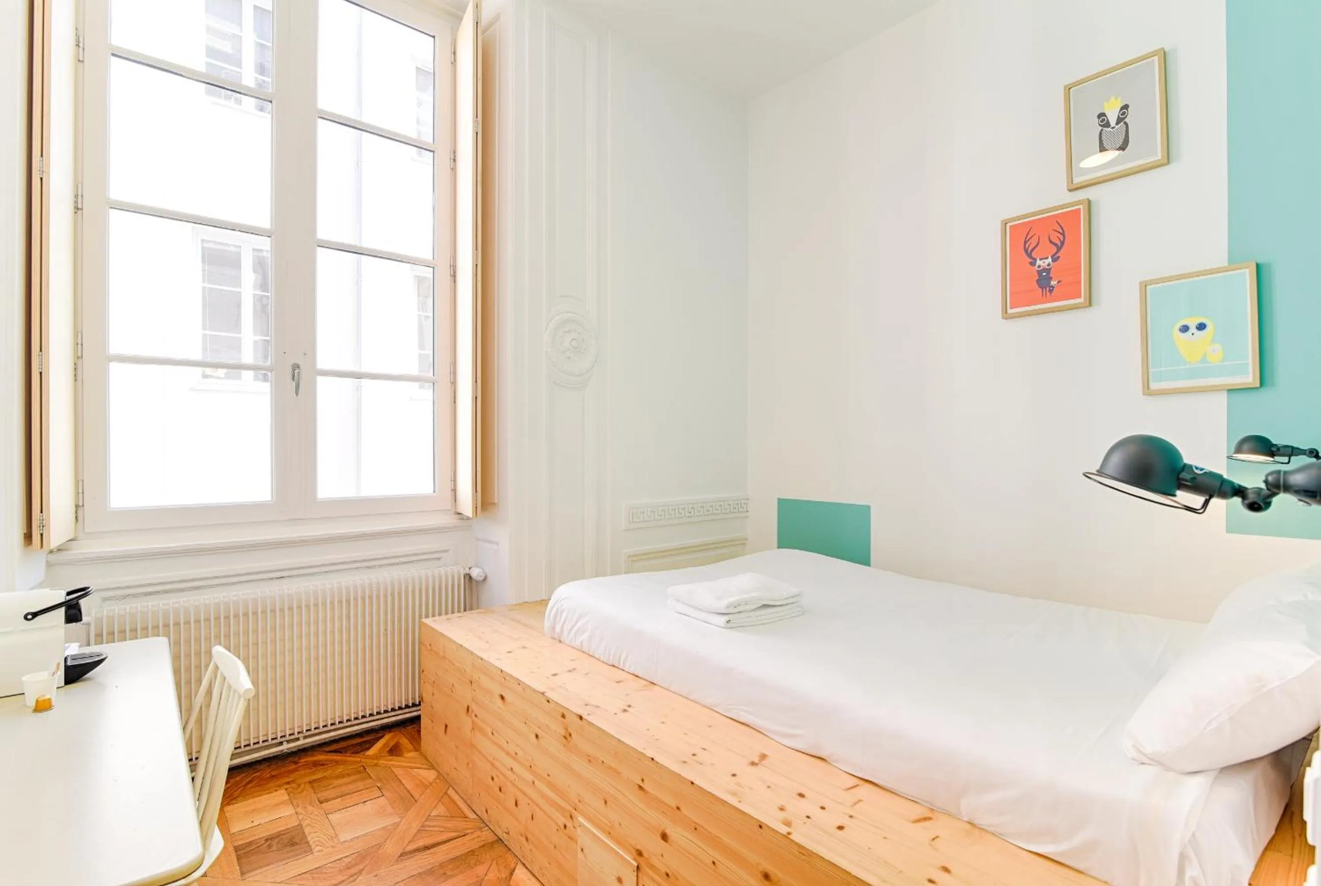 Bed in Away Hostel & Coffee Shop